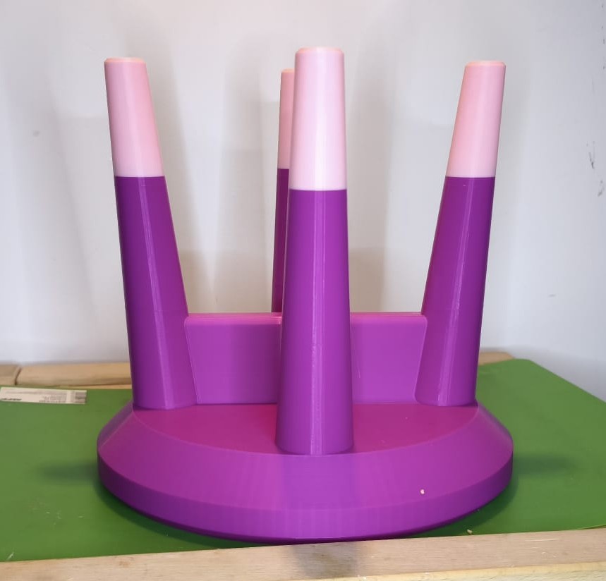 round children's stool — thumbnail 3