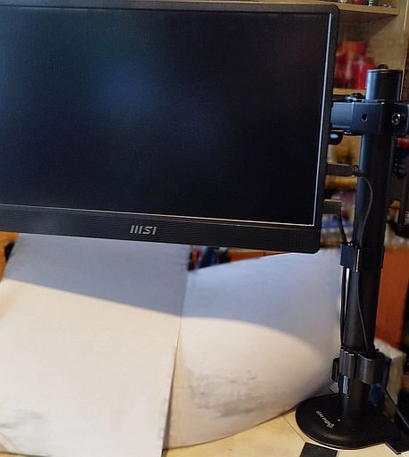 Monitor MSI + stand