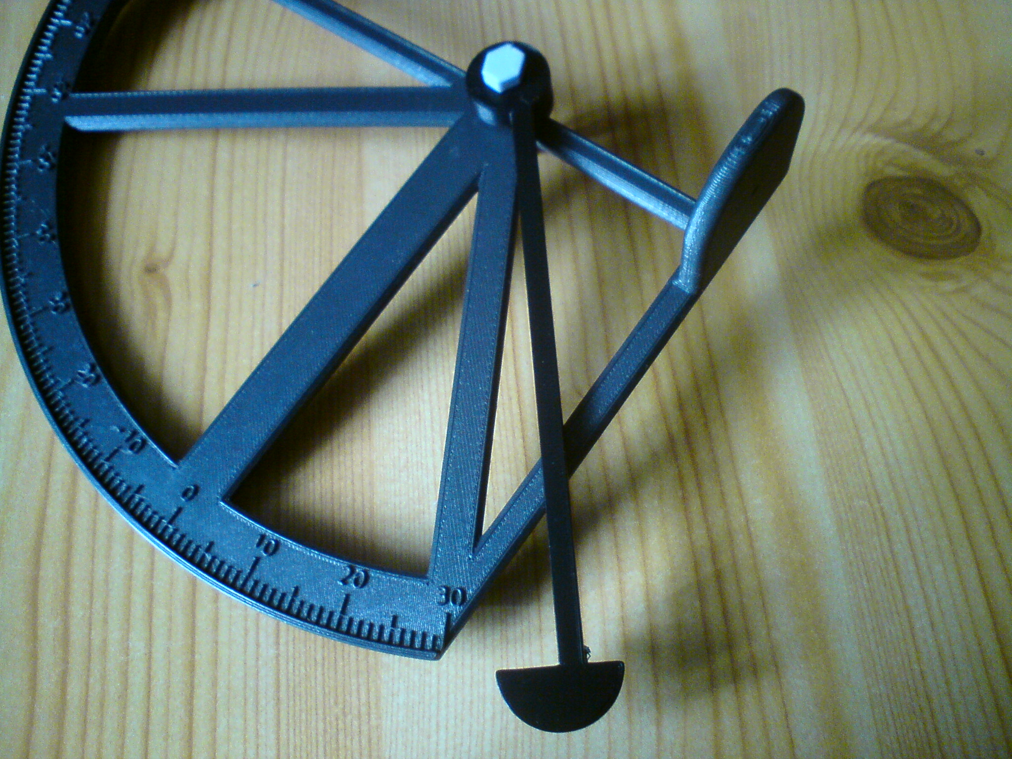 Ergonomic quadrant stiff index arm