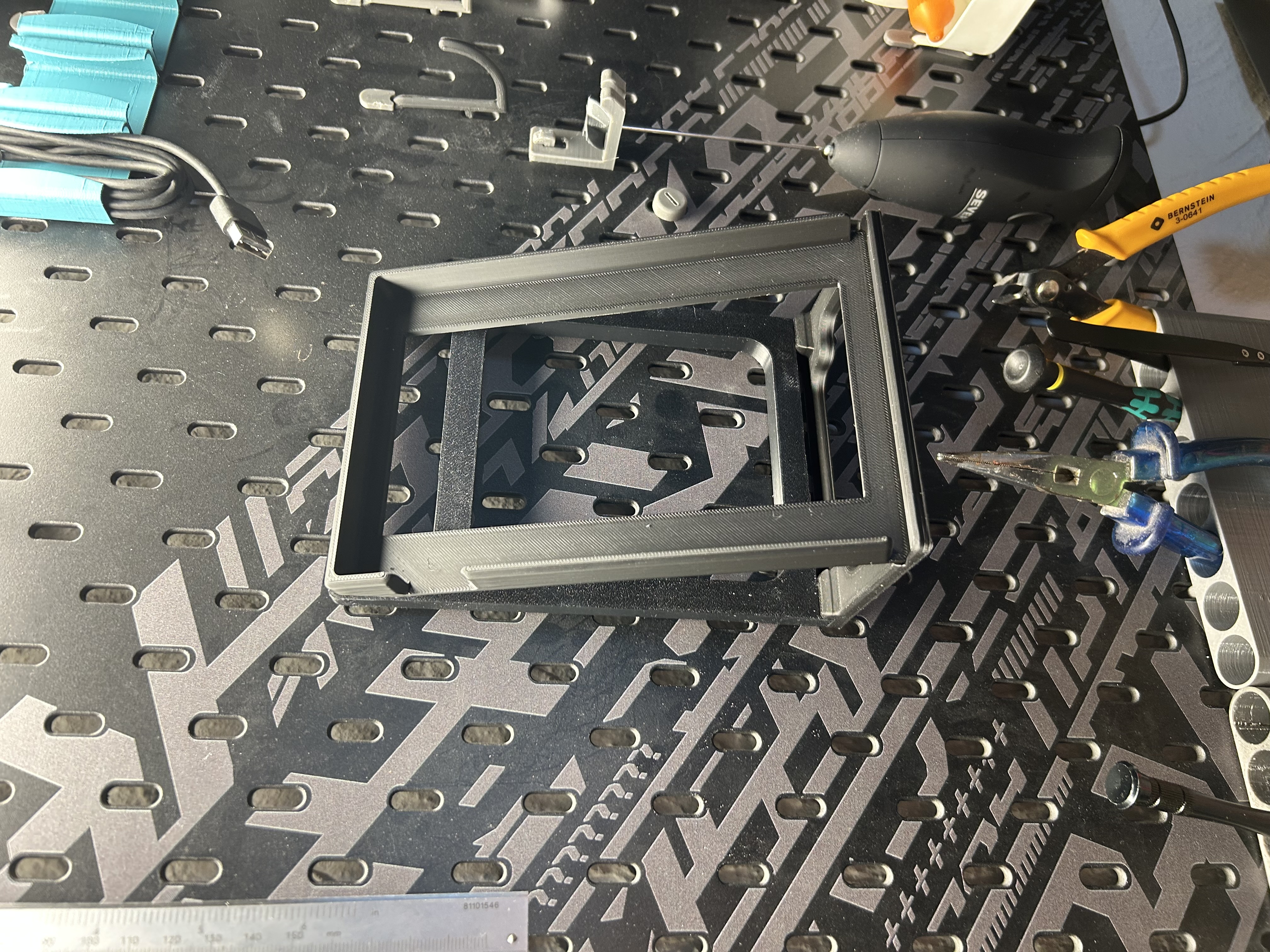 Vapcell S4 + Plus Skadis Holder / Halter
