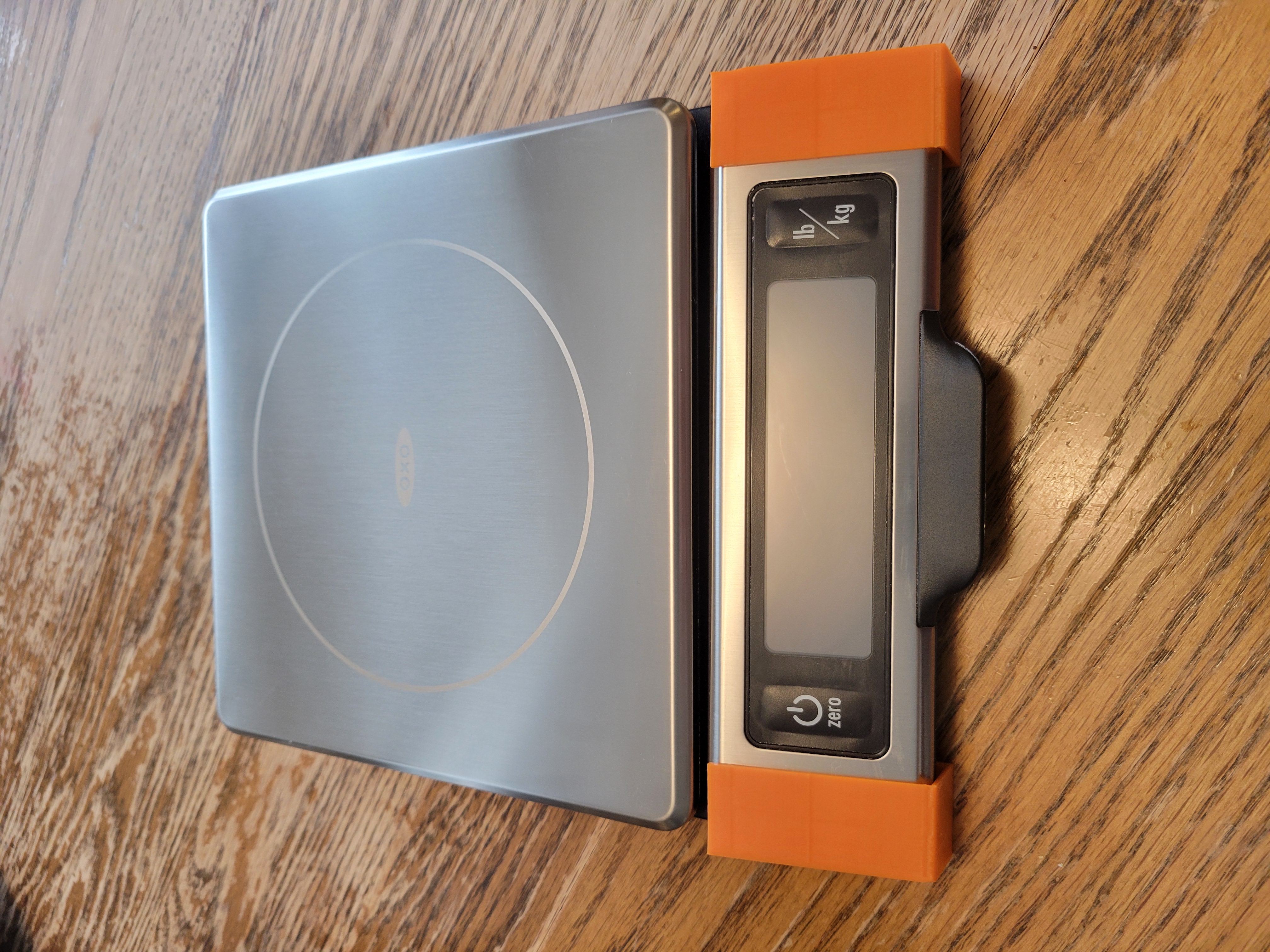 Oxo Scale Extendable Display Locking Clips
