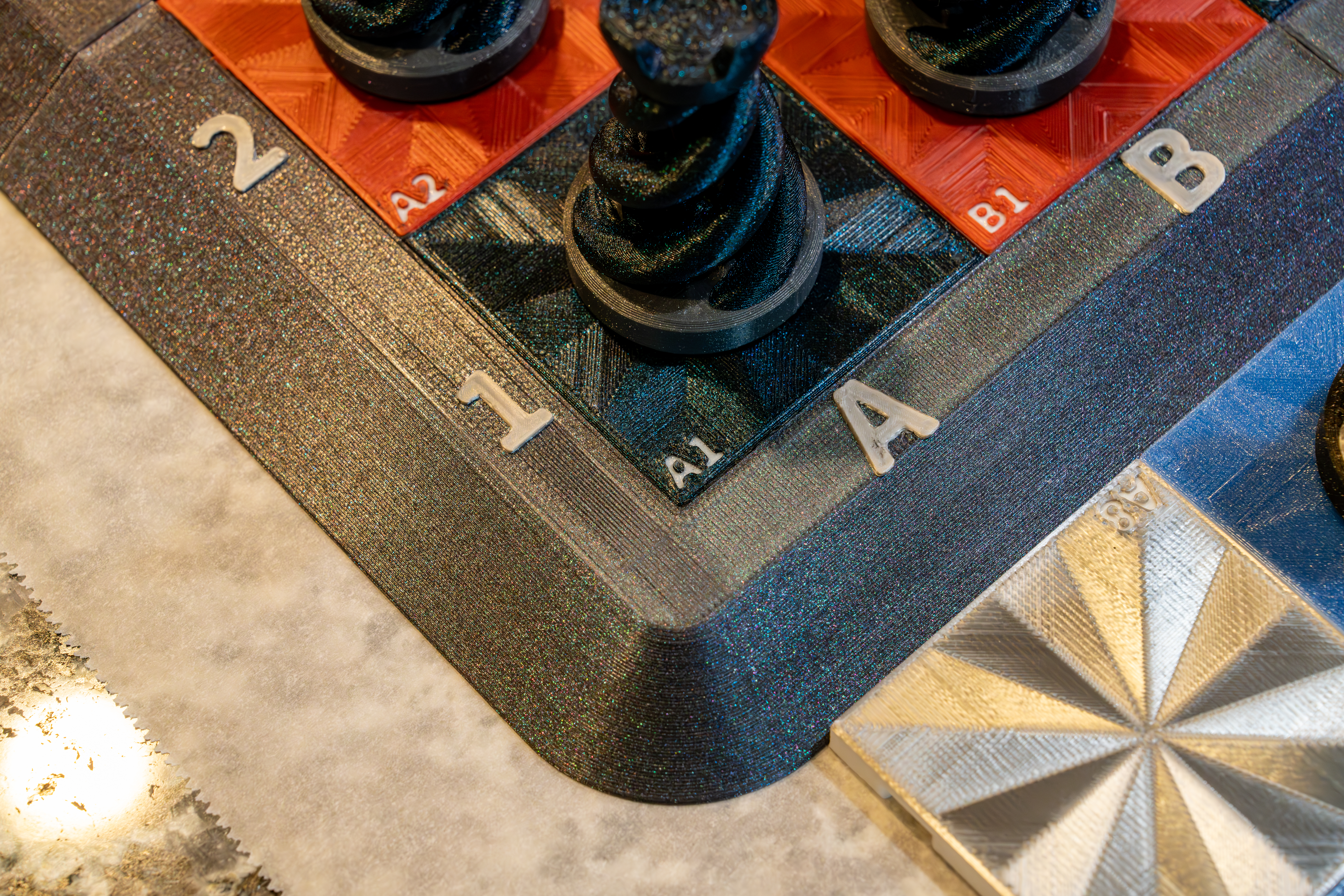Chessboard, Base, and Spiral Chess Pieces - Modular Construction — miniatura 21