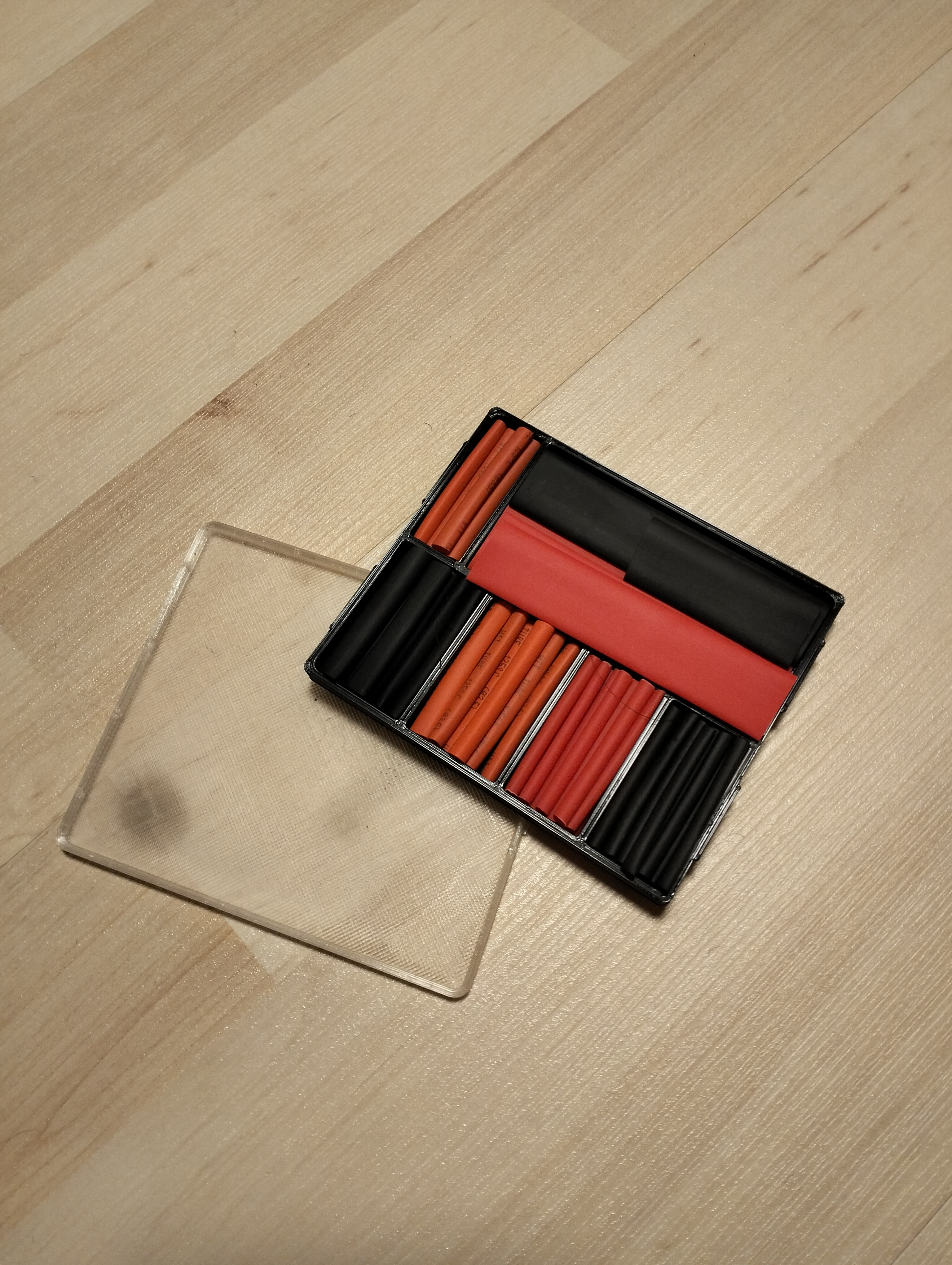 shrink tube organizer with lid
