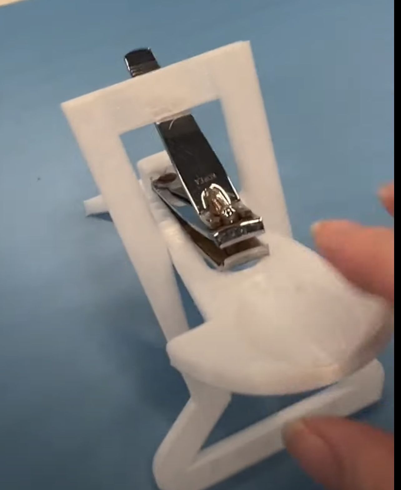 Flipper the one handed nailClipper: adjustable — miniatura 2