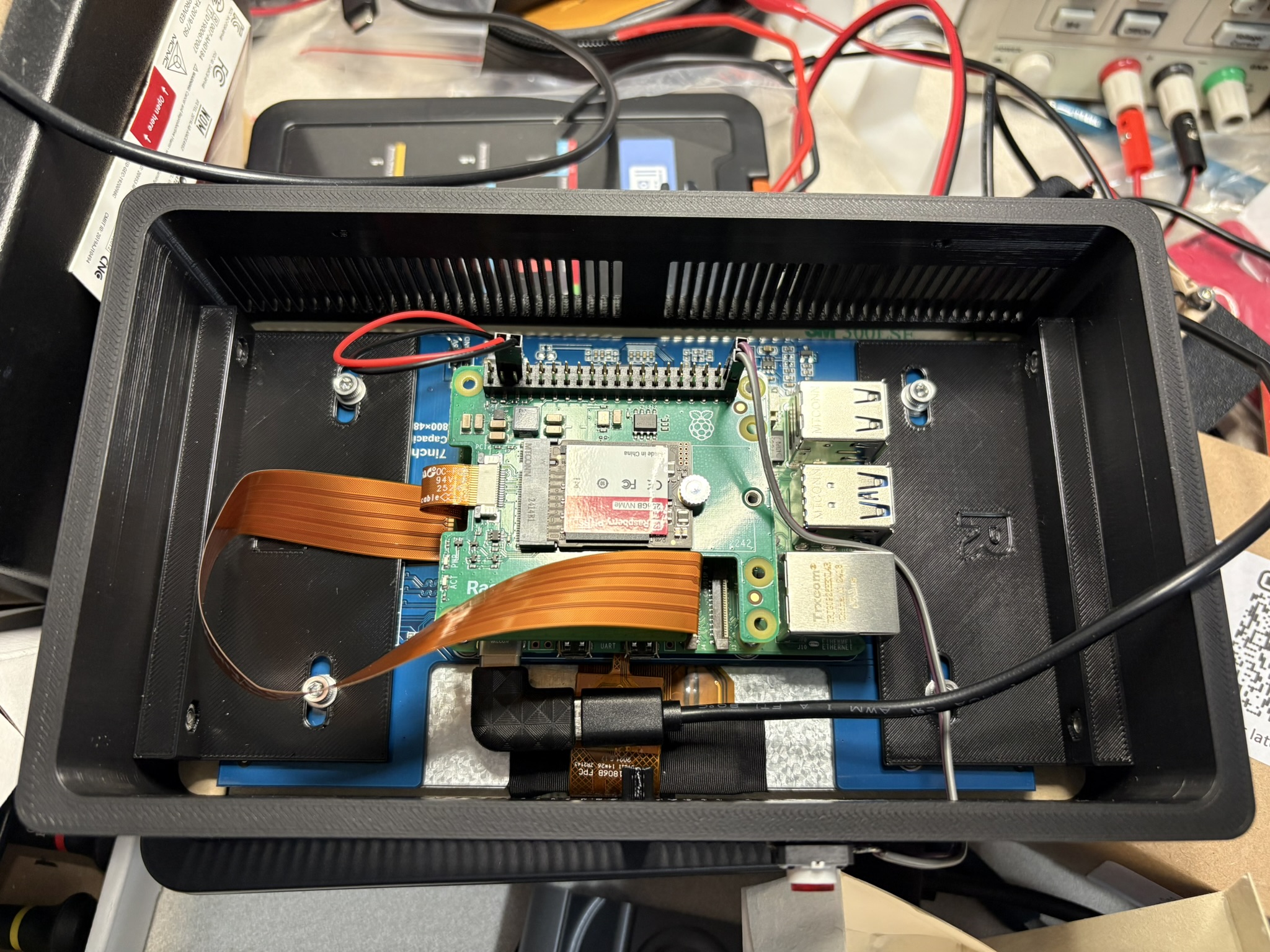 Thin Brackets for Raspberry Pi 7in Touchscreen Wall Mount