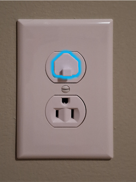 Receptacle Cap (North America) fits NEMA 5-15 Receptacle