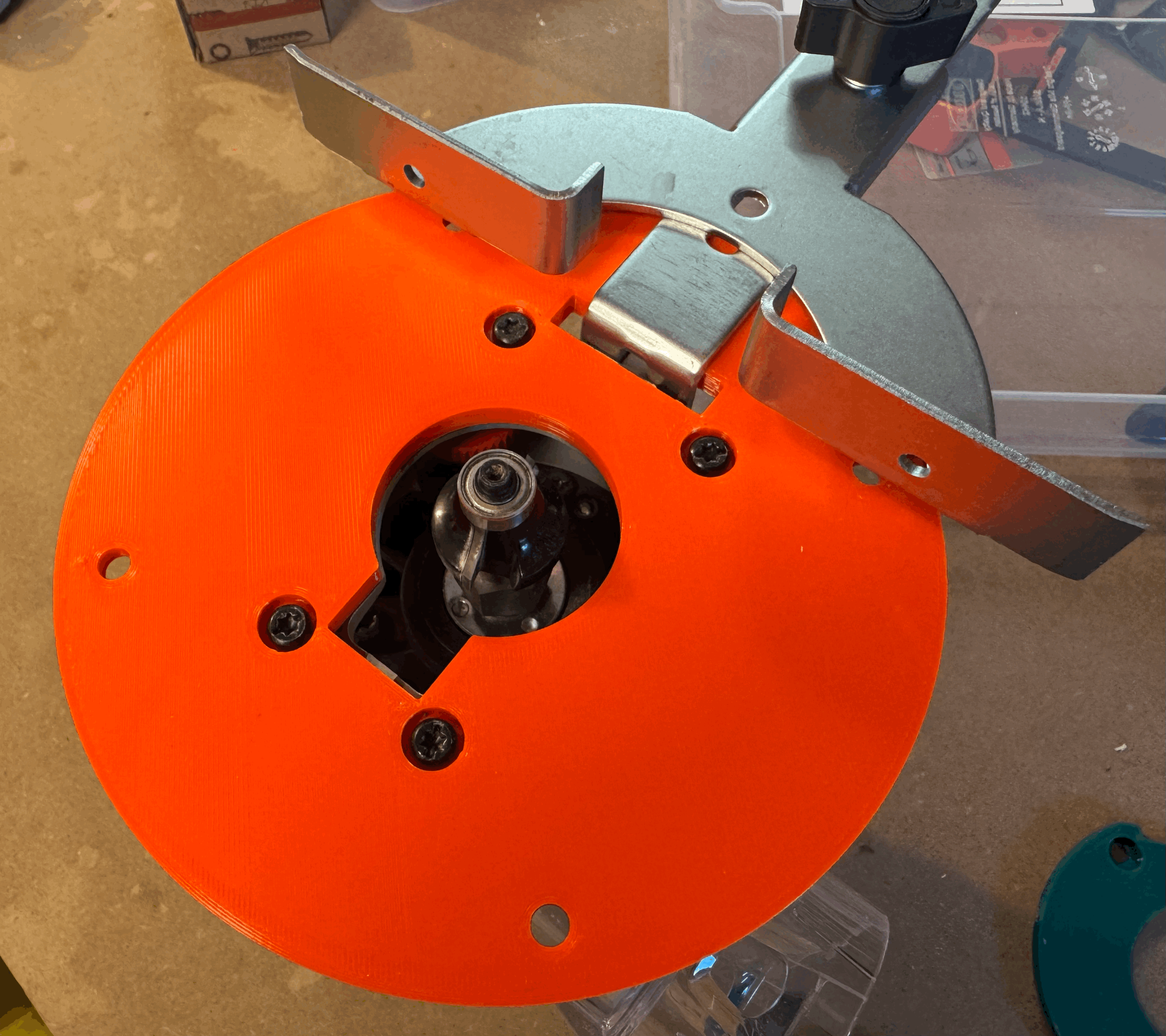 Bosch Professional GKF 18V-8 base plate
