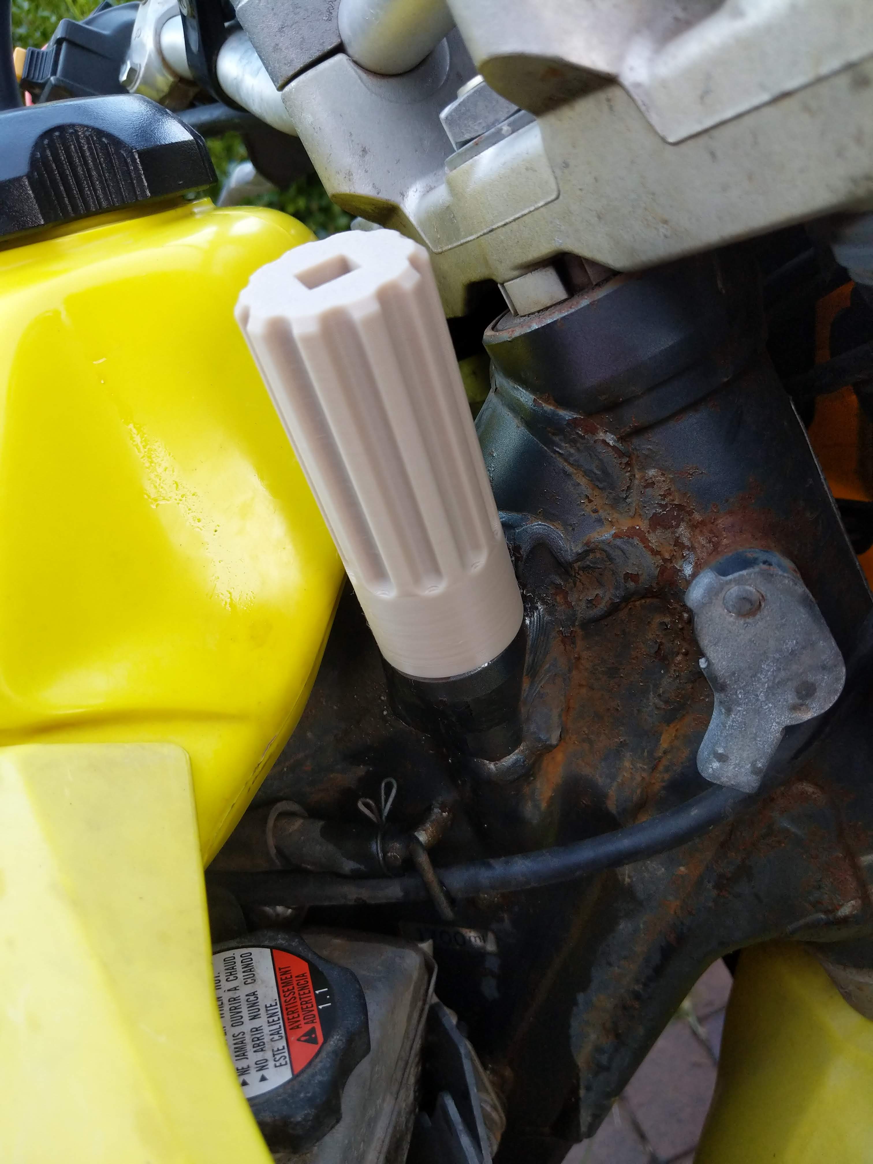 Dipstick wrench for Suzuki DR-Z 400