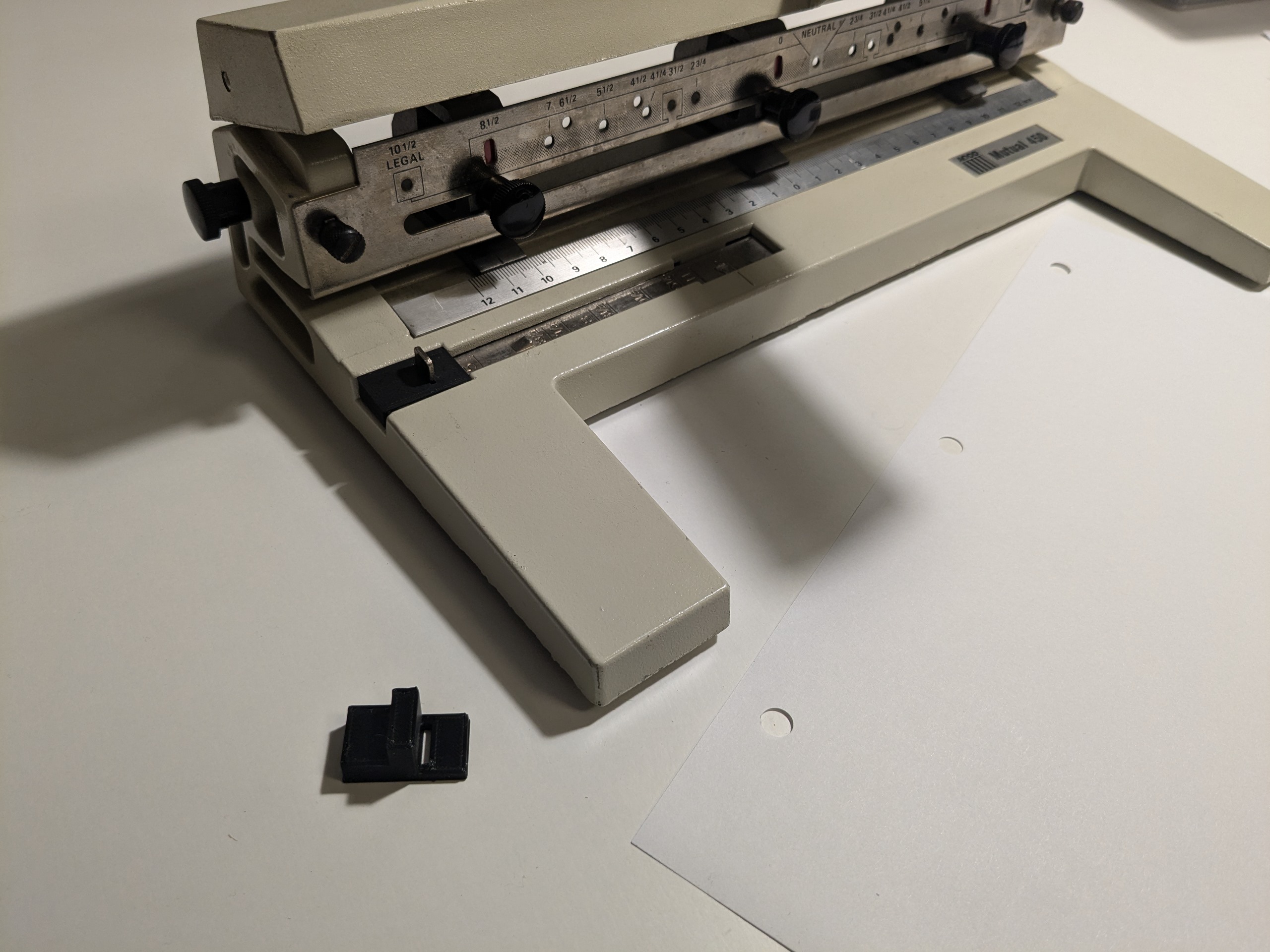 A4 Alignment Fixer for ACCO Mutual 450 3-Hole Punch
