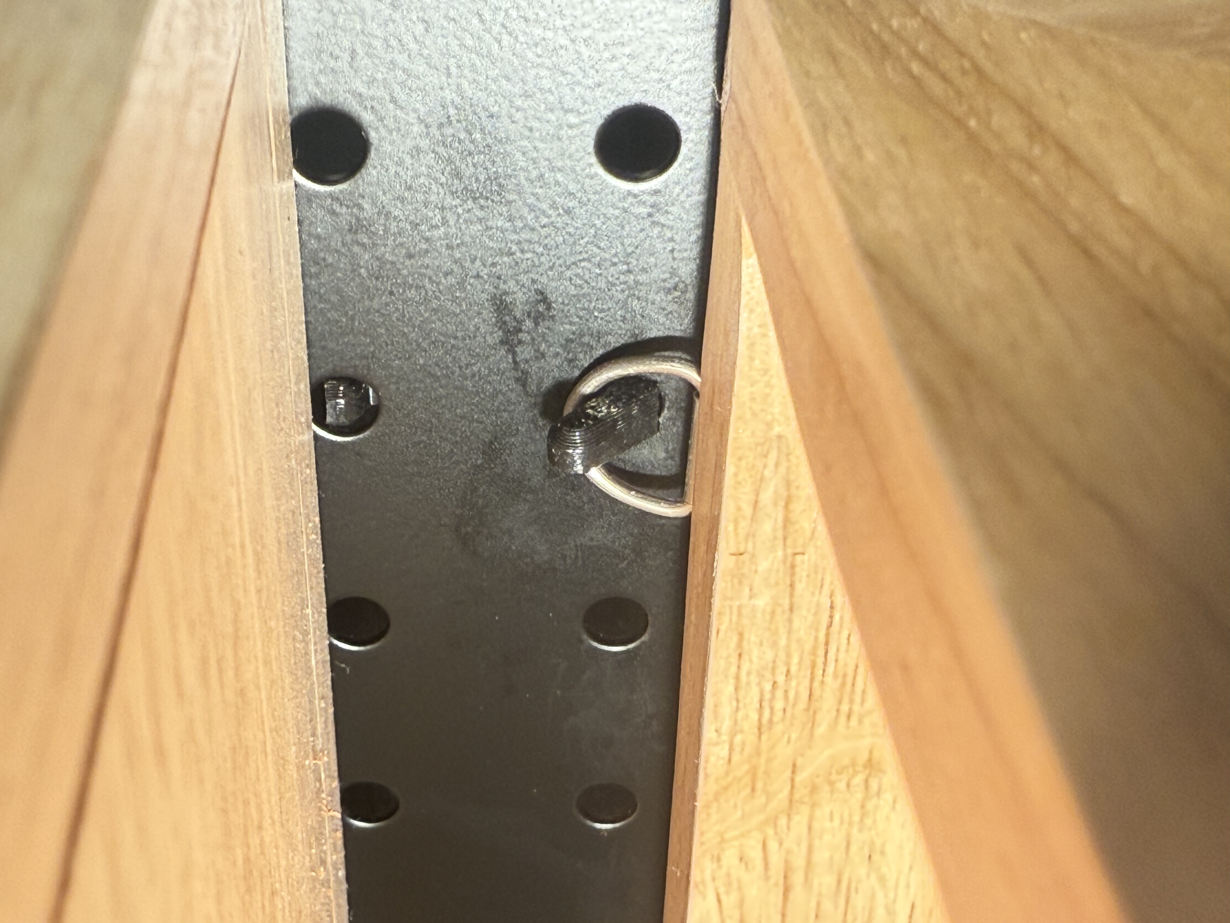 20mm X 20mm Metal Punching Board 1T Zero Gap Hook