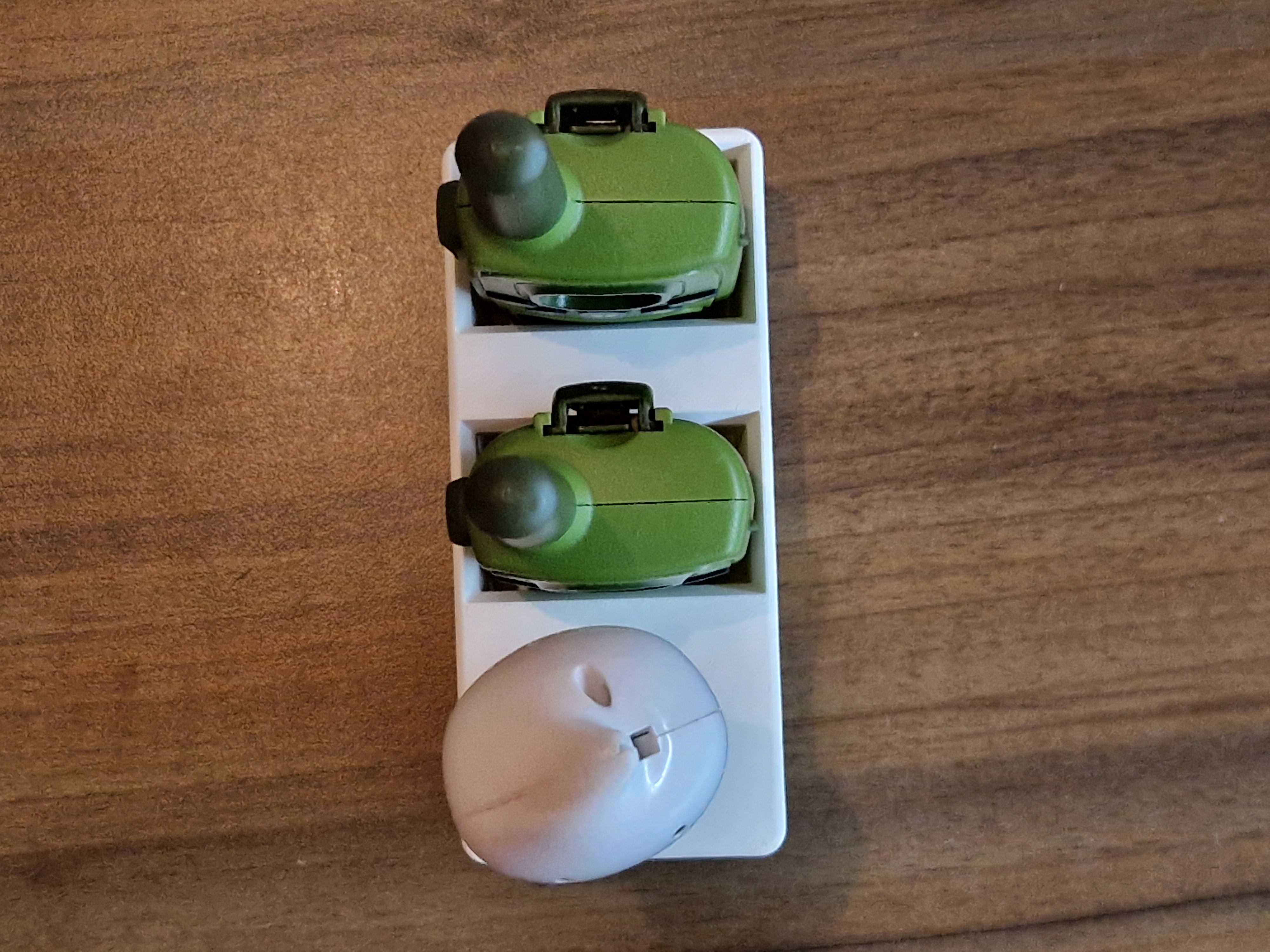 Kids walkie talkies stand with/without Albi pencil