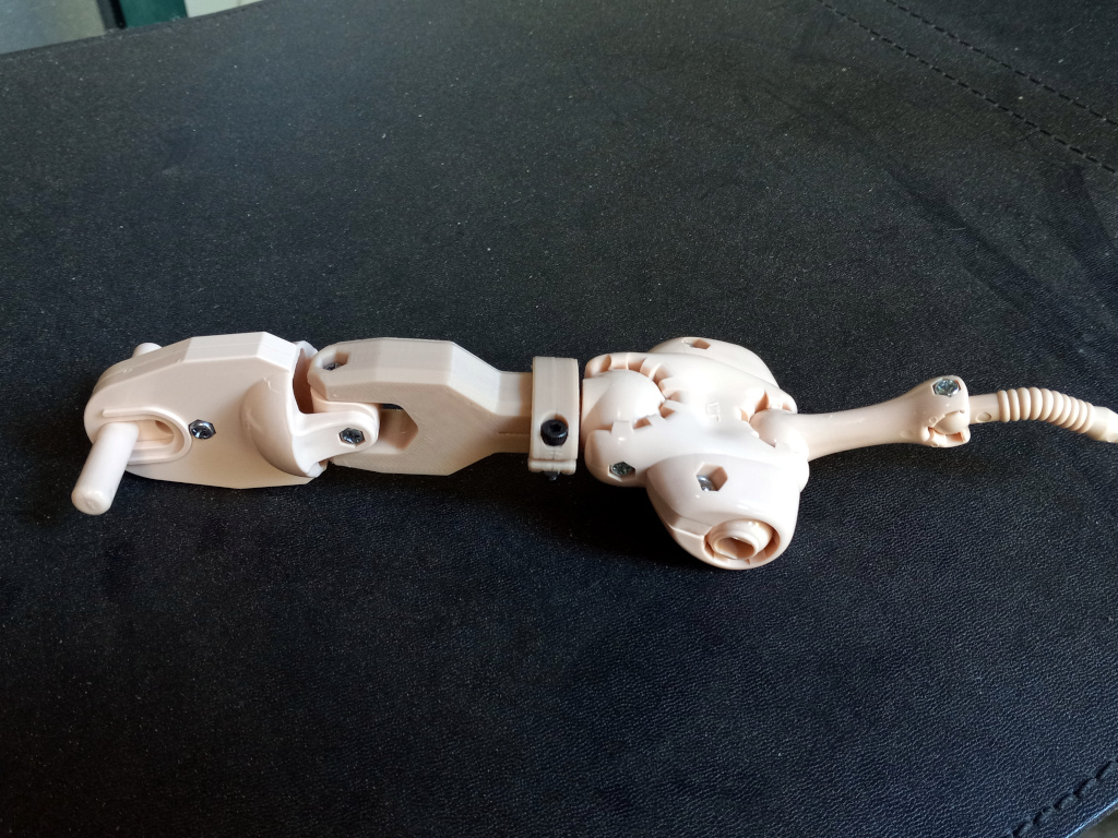 Dollfie Dream III to F3 frame adapter