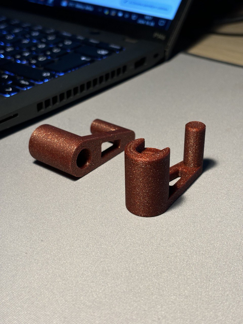 Miniatura 2 do modelo 3D Improved Compact Laptop Stand