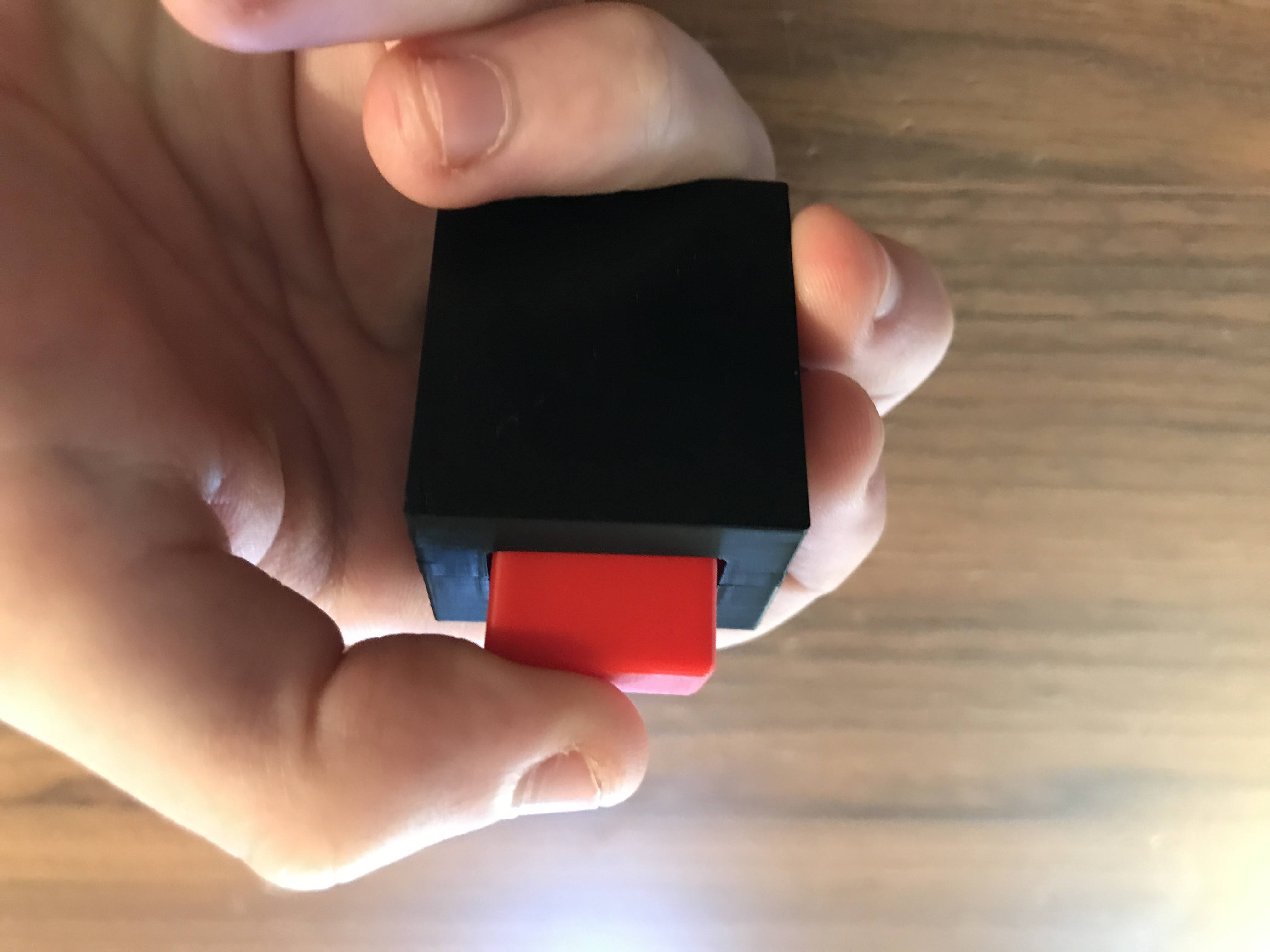 Miniatura 7 do modelo 3D Fidget Push Button v2