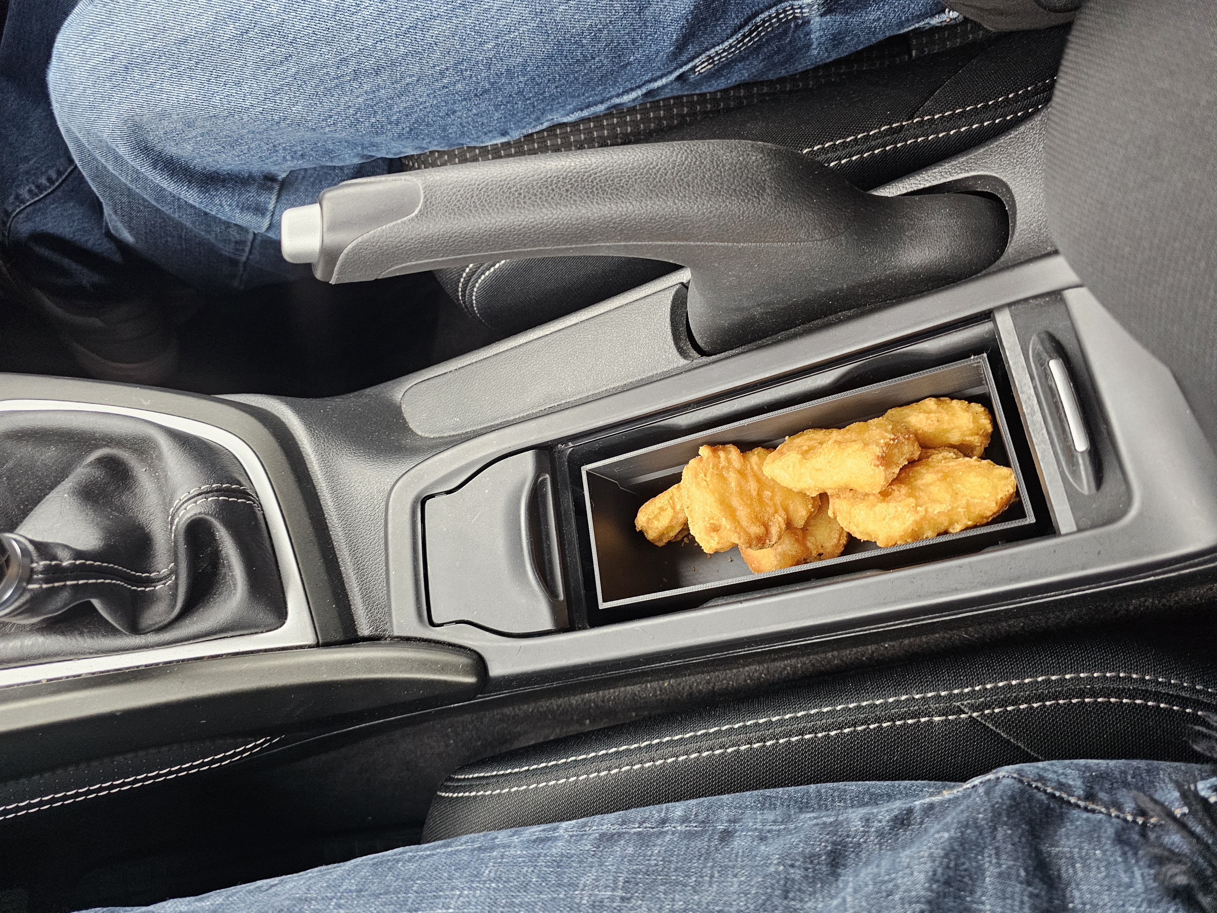 Honda Civic IX Chickennugget box