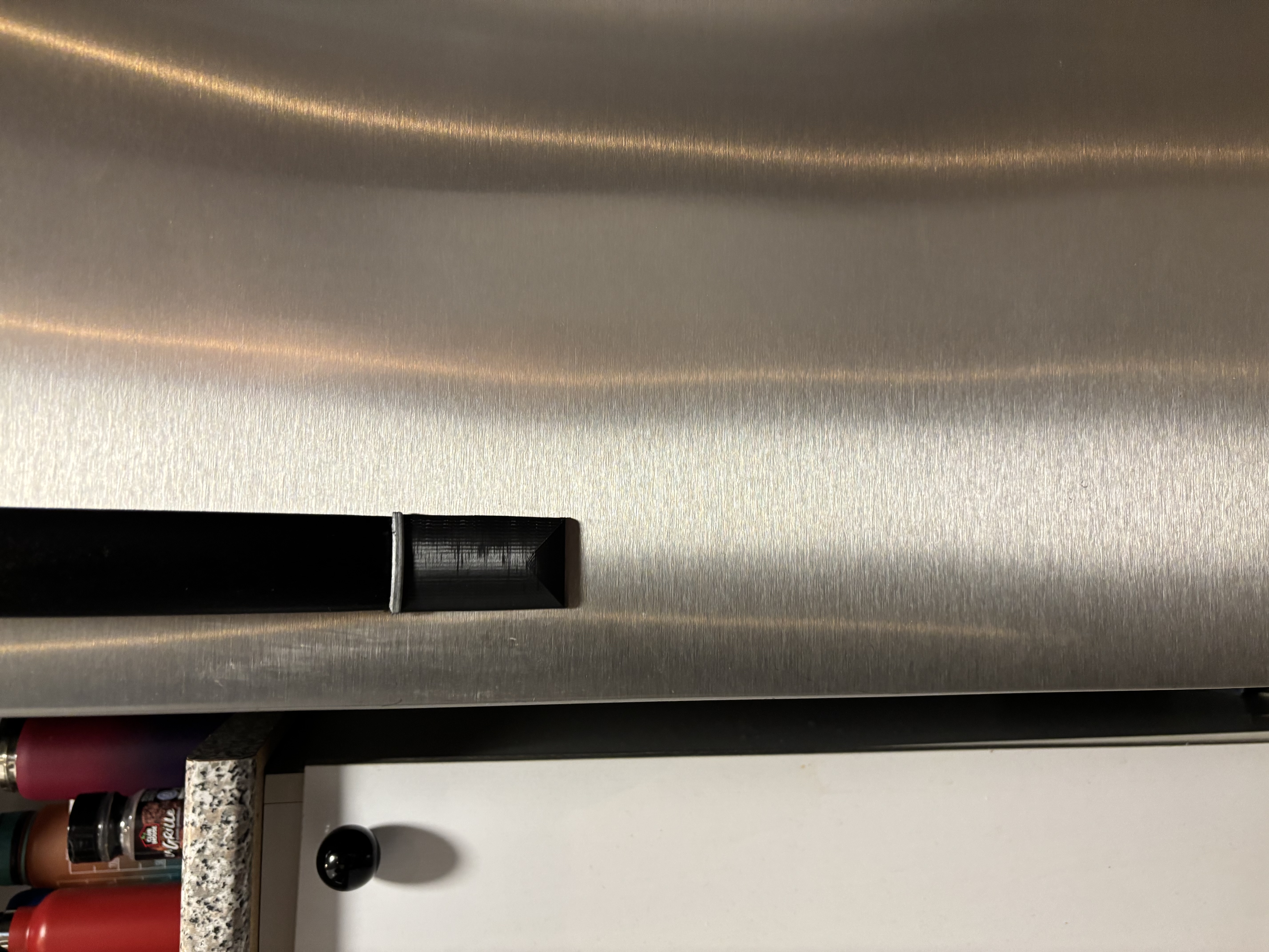 Frigidaire – Fridge/Freezer Door Handle End Cap