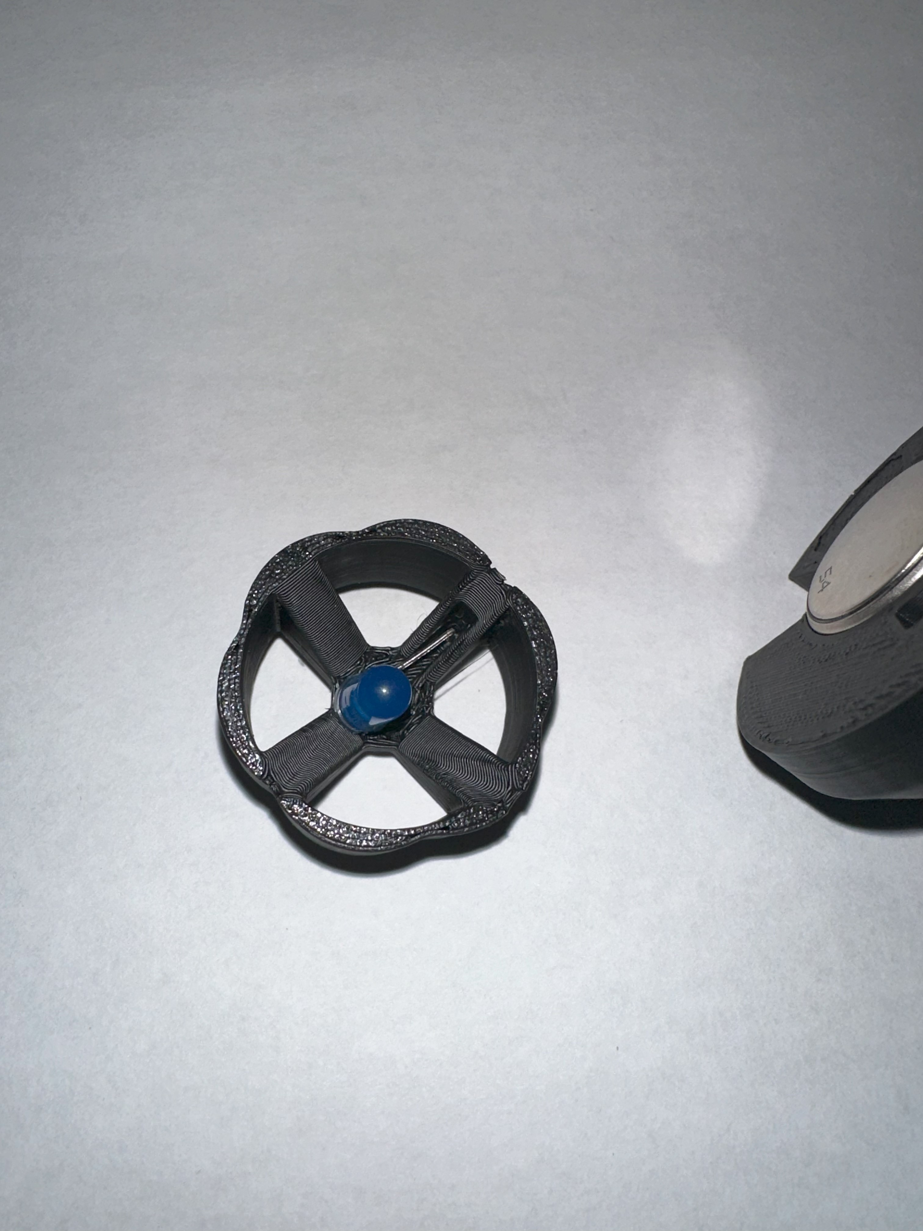 Miniatura 4 do modelo 3D Large Destiny ghost LED holder