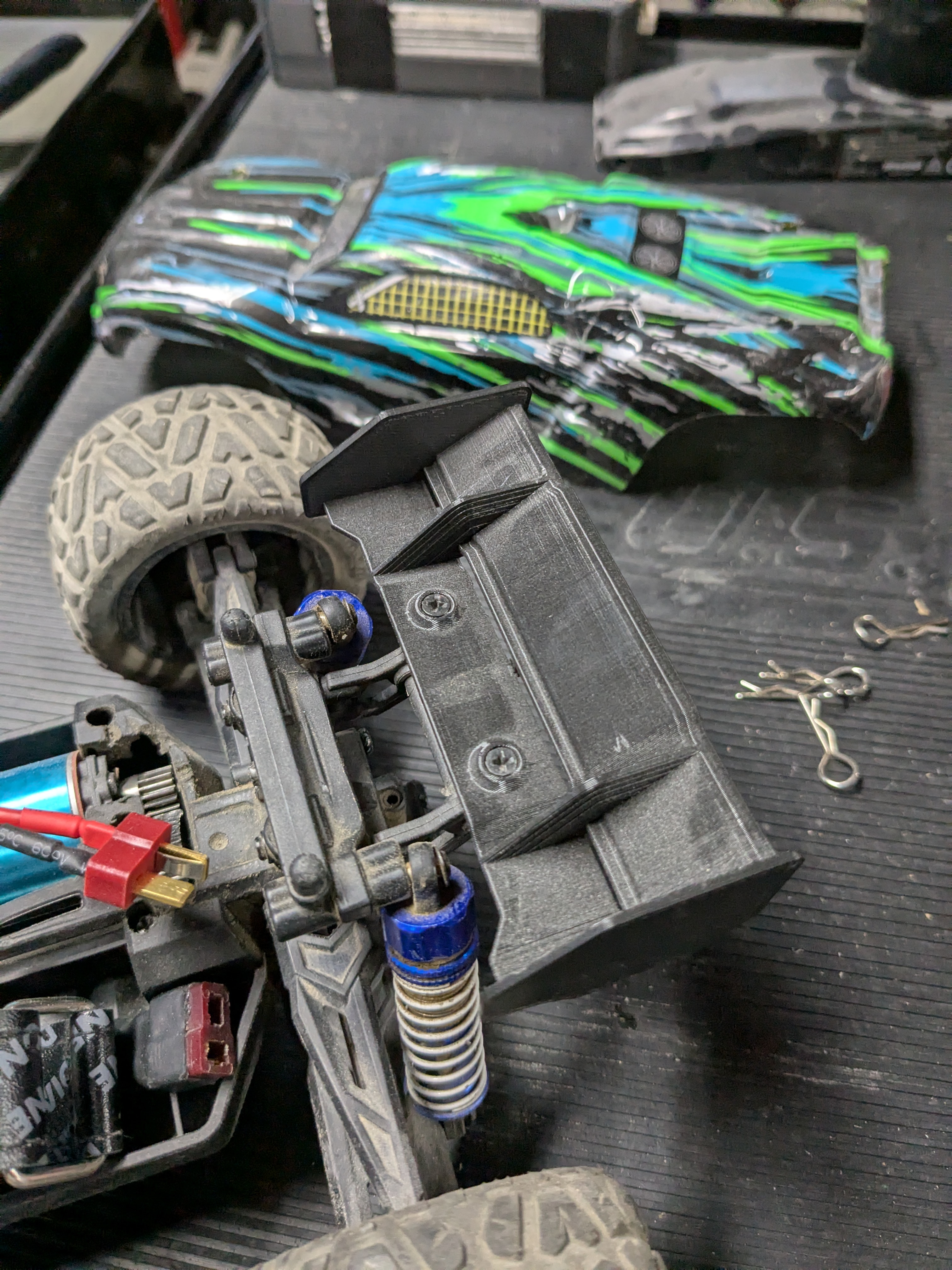 Haiboxing 1/18th scale RC wing