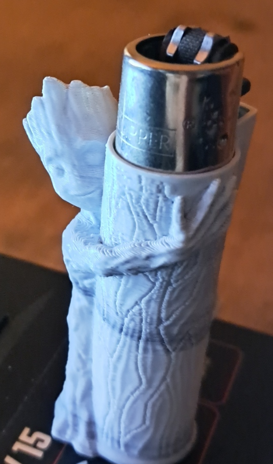 Clipper sleeve hug from Groot