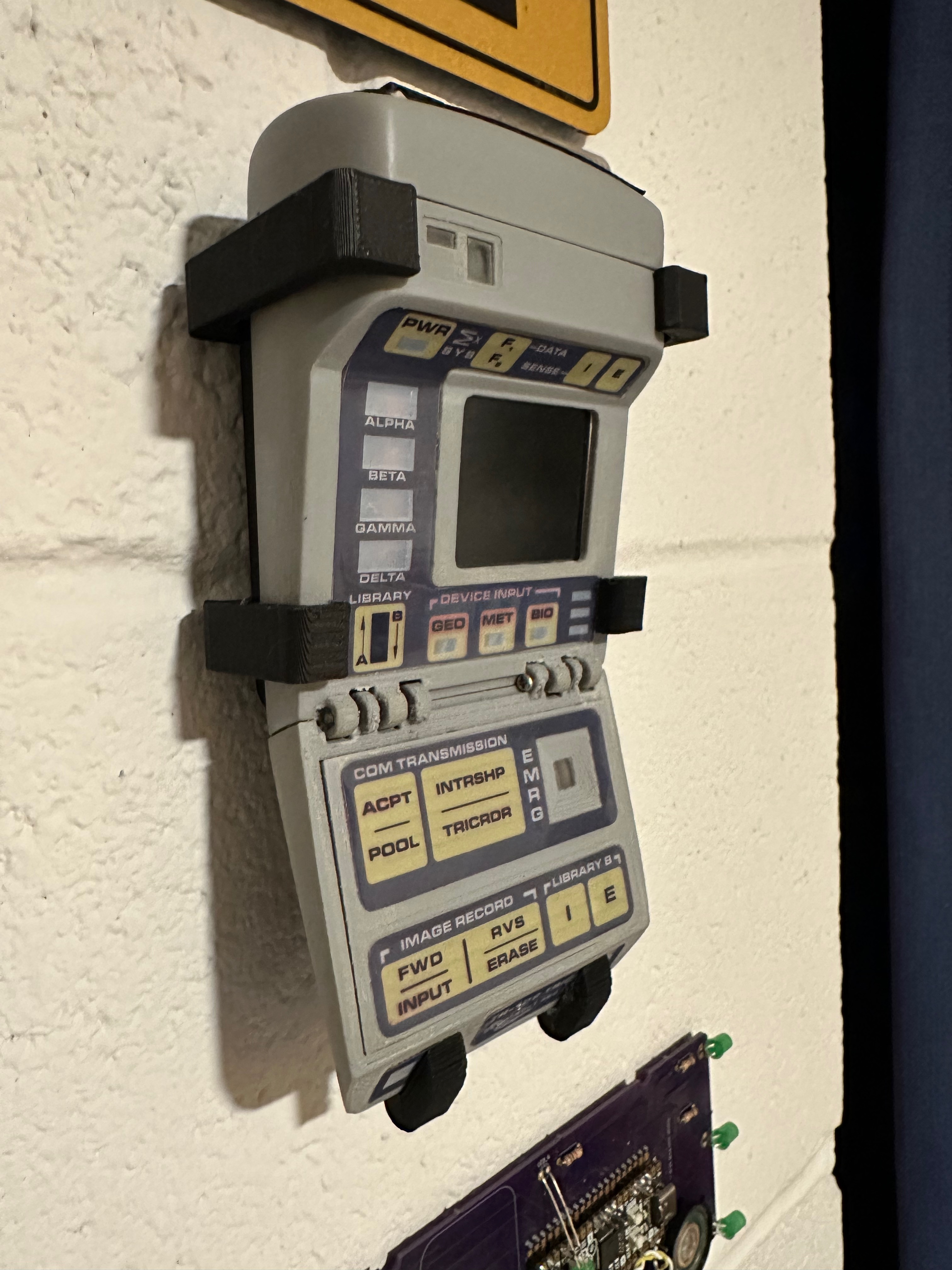 Tricorder Wall Mount (TR-109)