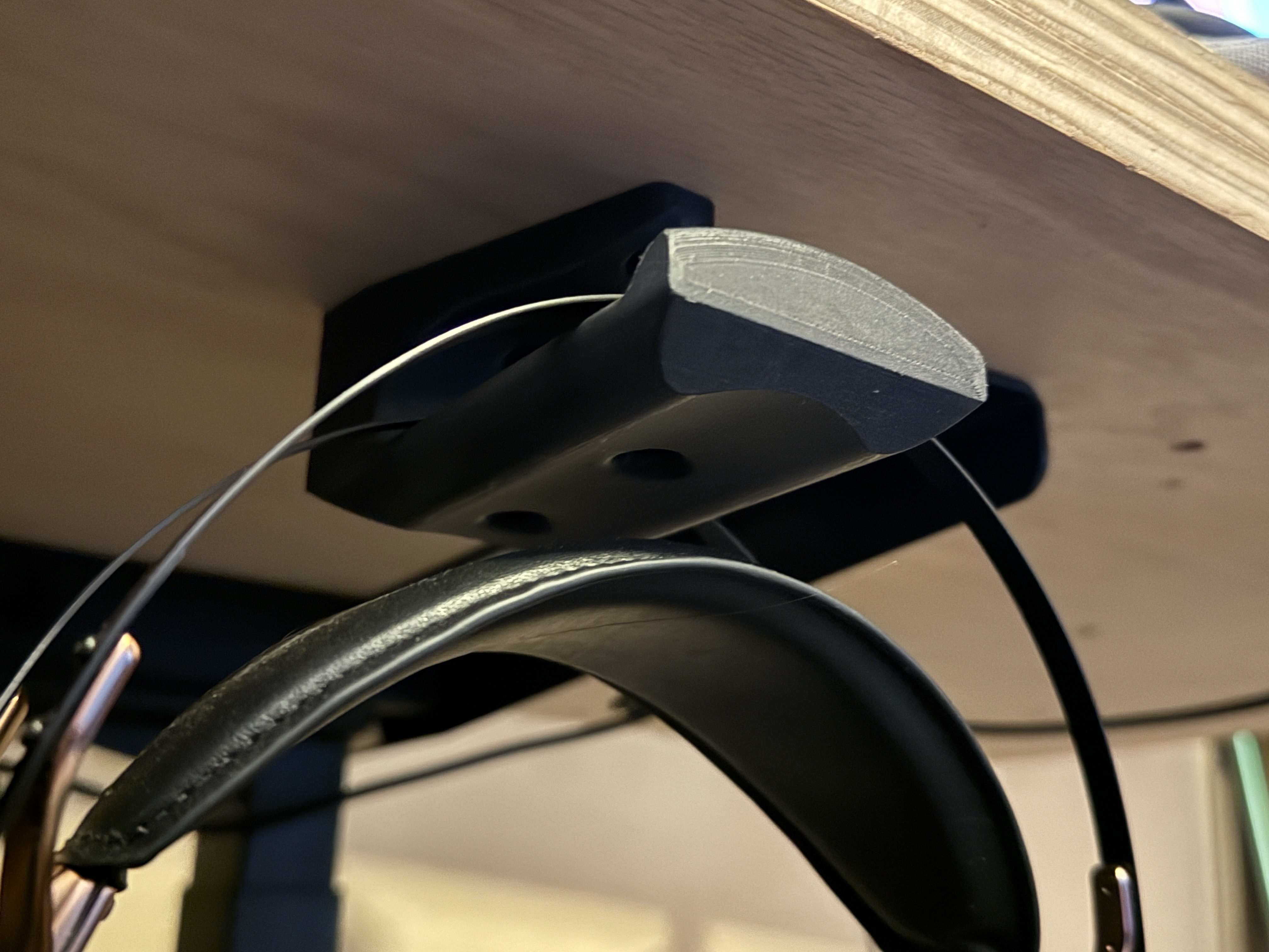 Headphone Hanger