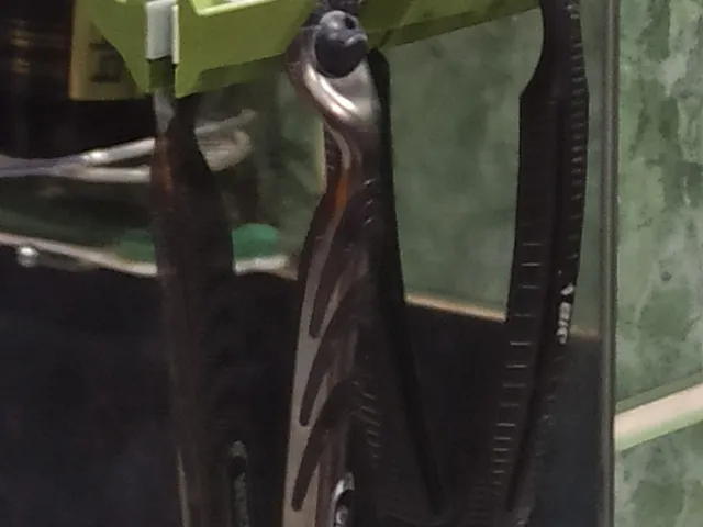 Razor Holder Wall-mounted