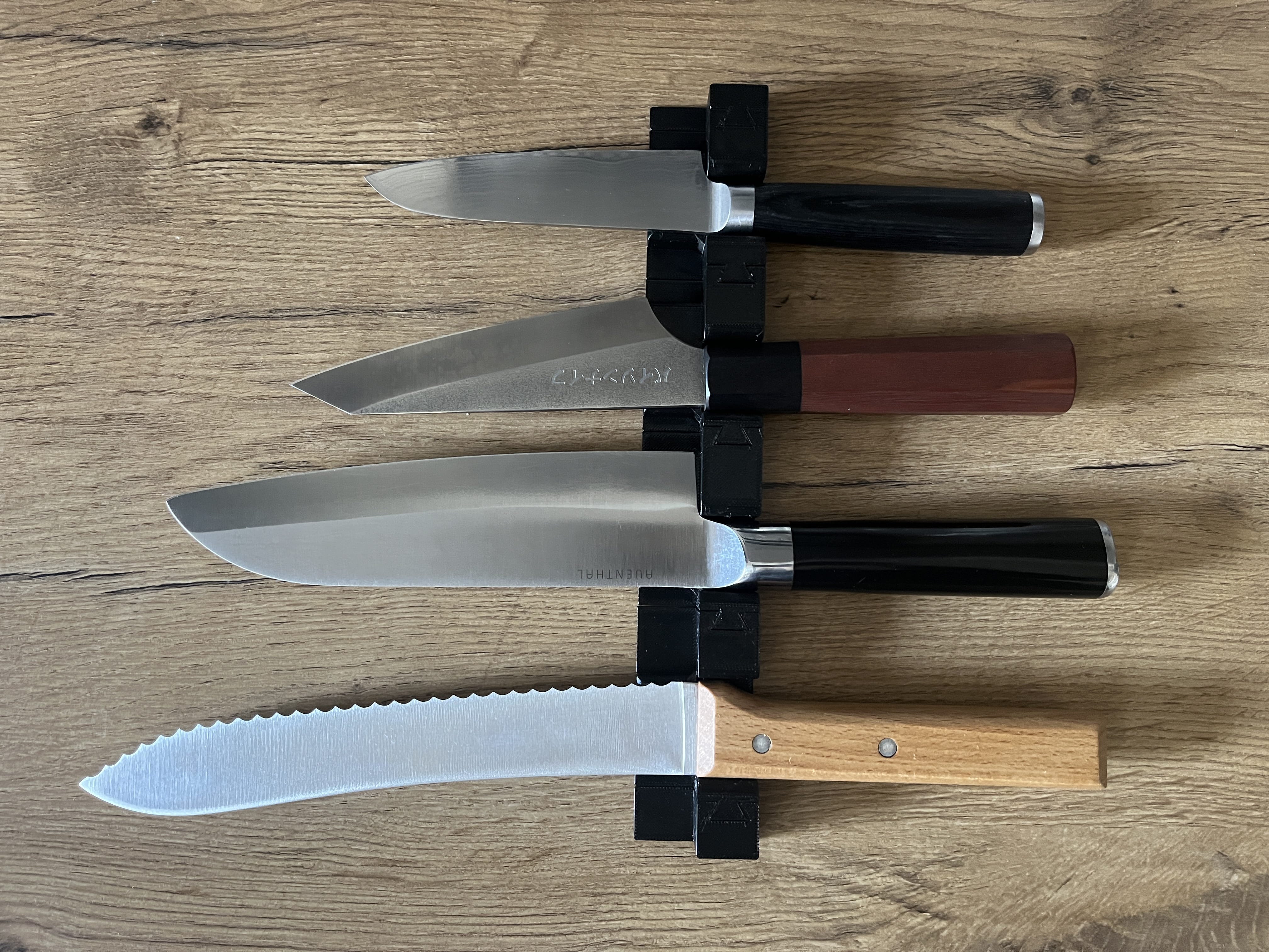 Modular kitchen knives holder