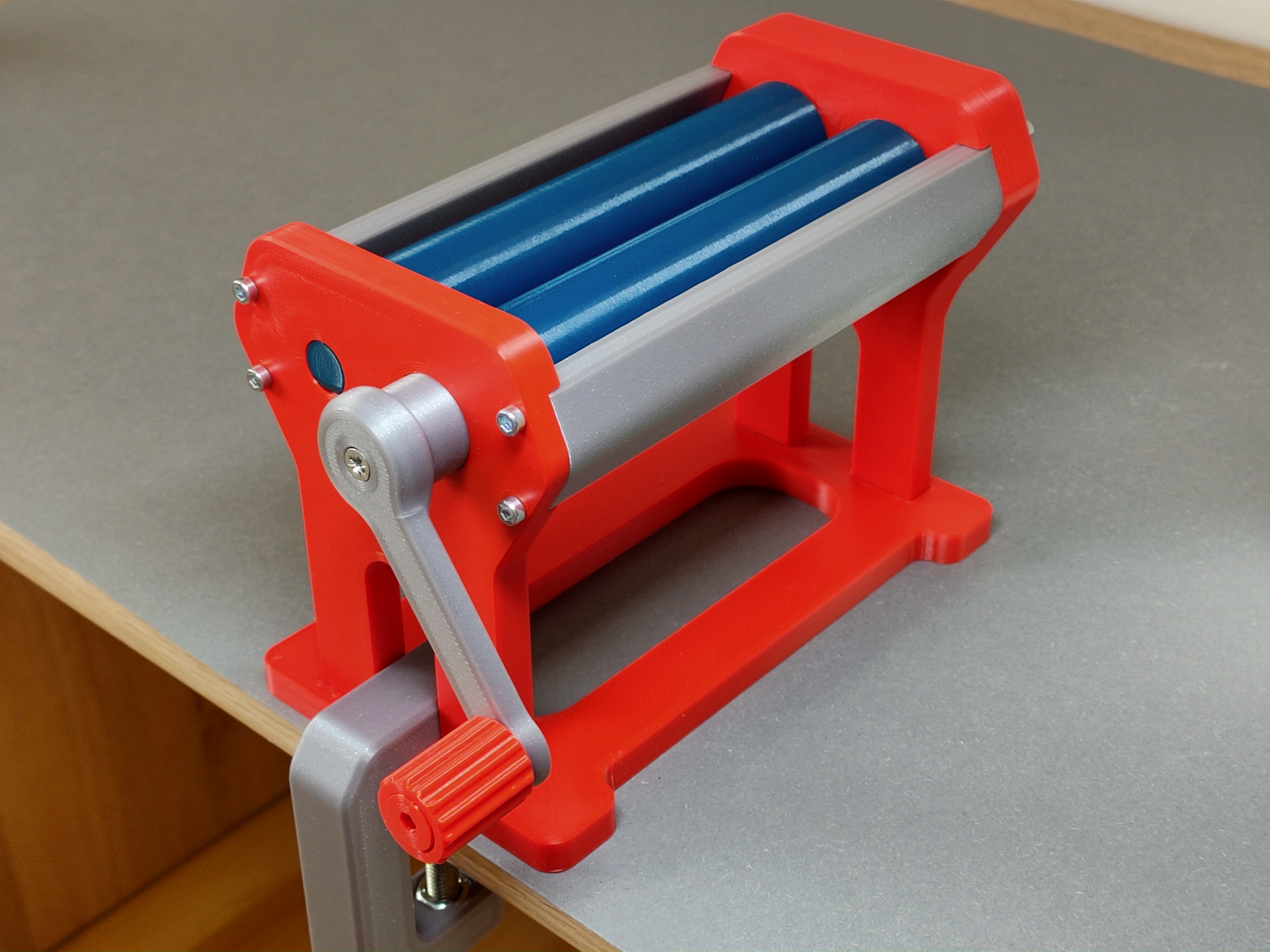 Miniatura 2 do modelo 3D Clay press machine