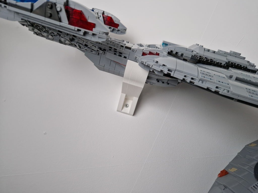 Bluebrixx Star Trek Enterprise E Wall Mount