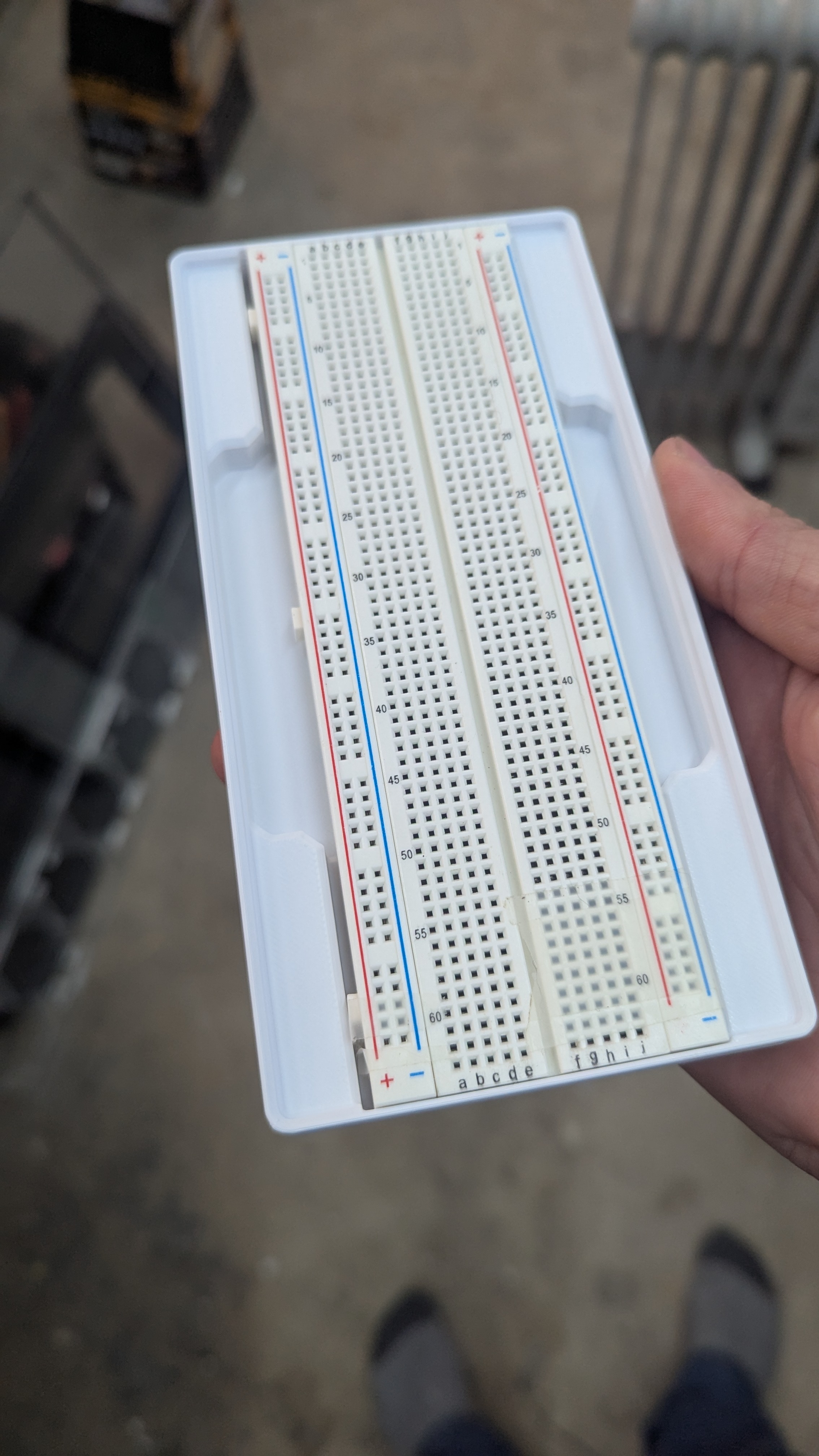 Gridfinity Solderless Breadboard Holder