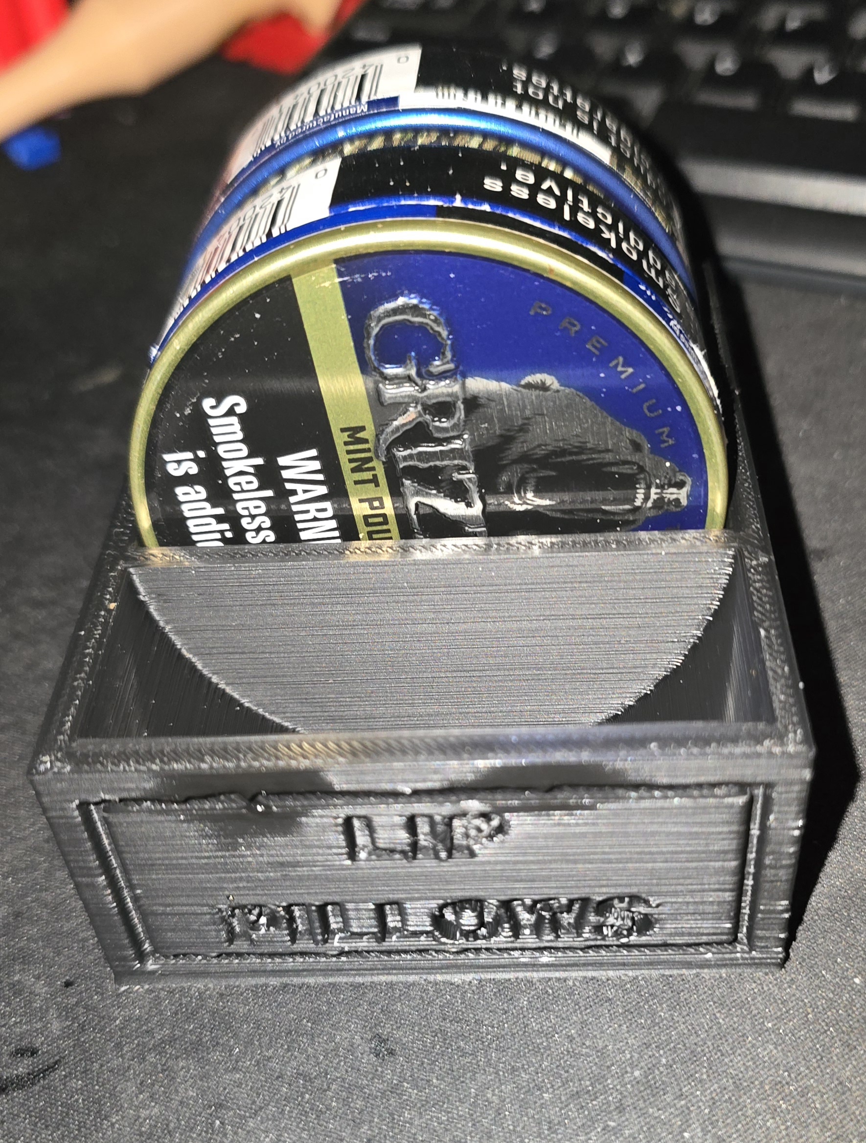 Skoal can holder