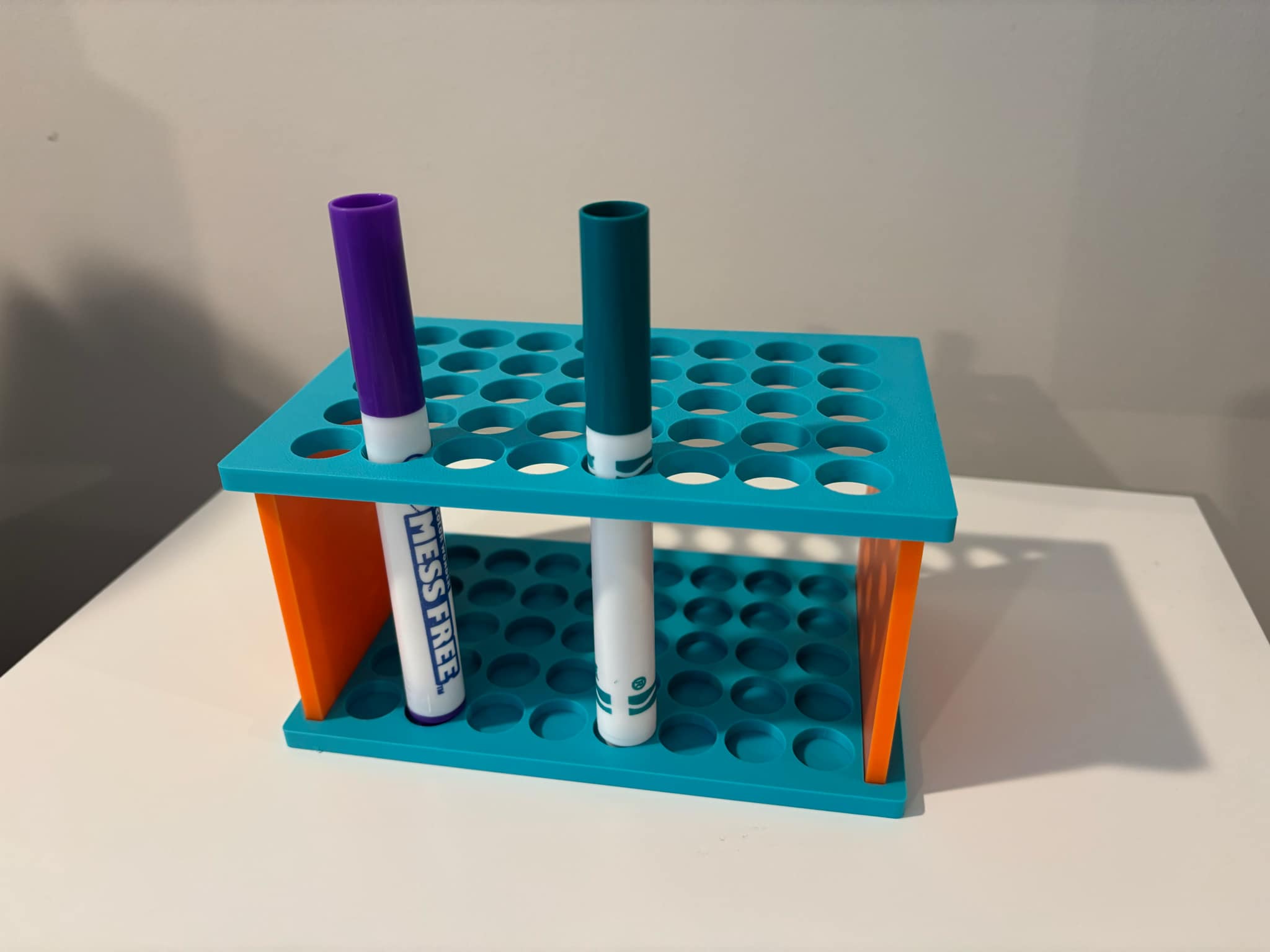 40 Crayola Marker Holder / Organizer