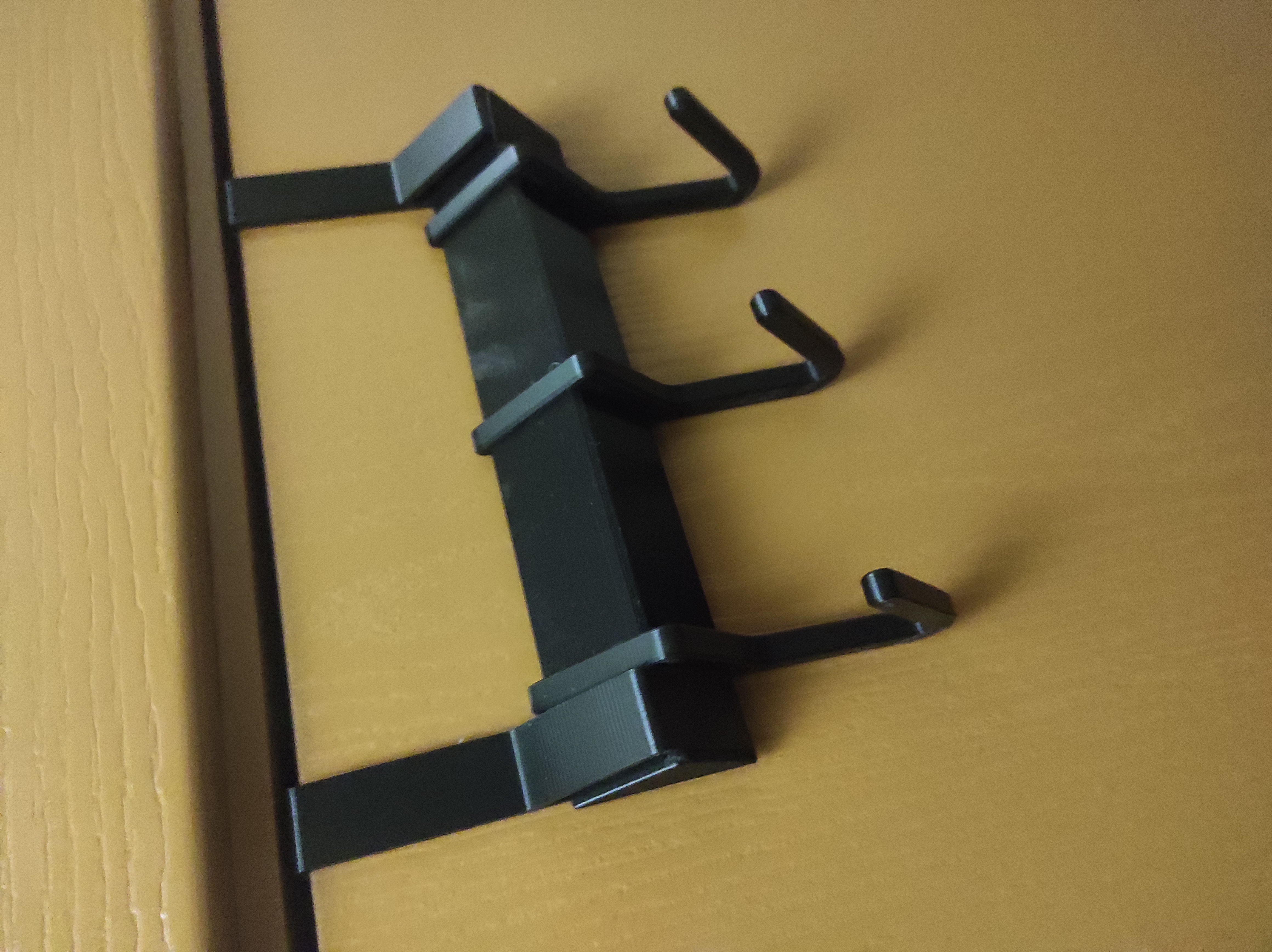 Door mounted hooks