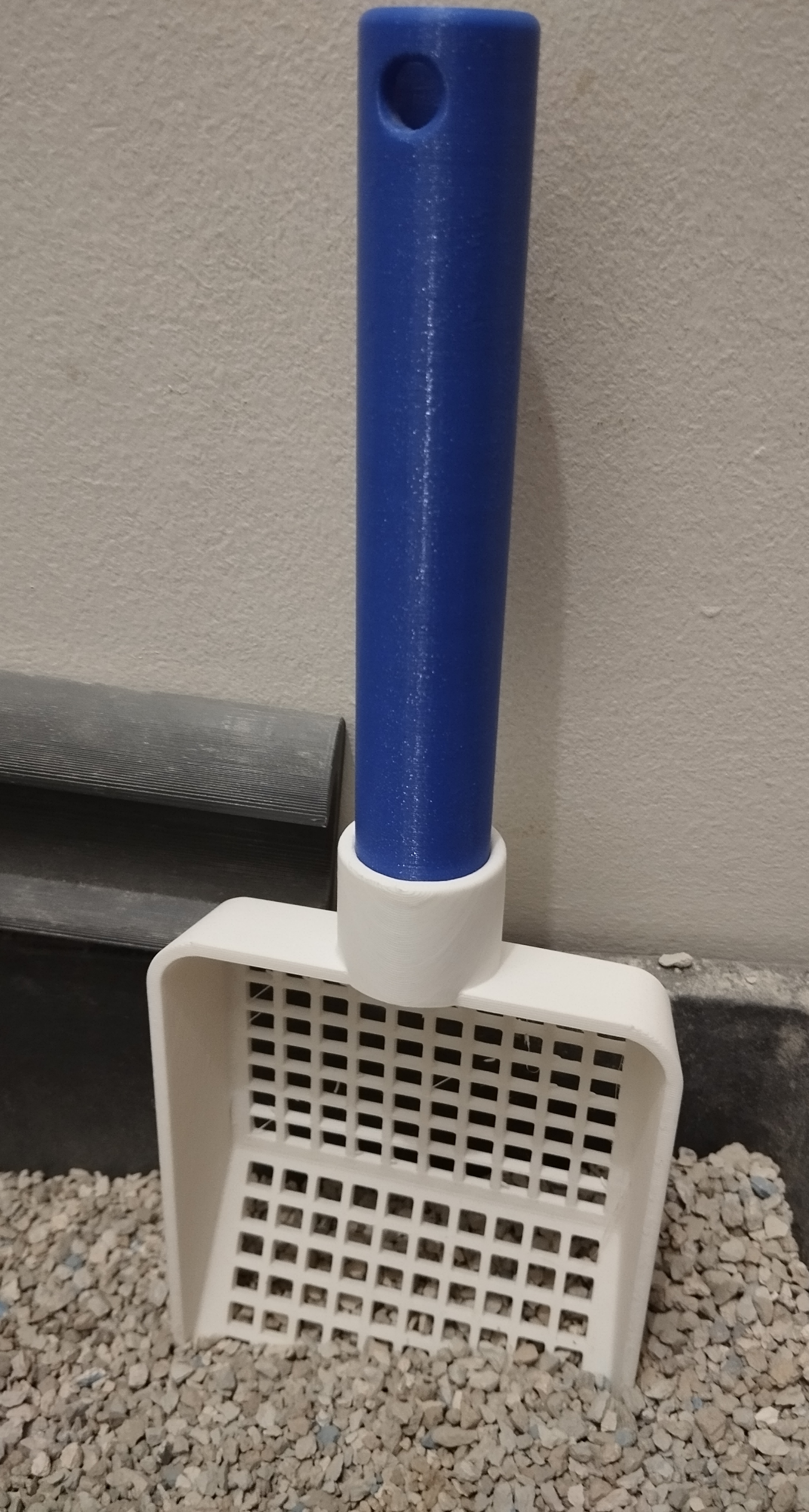 Strong cat litter shovel