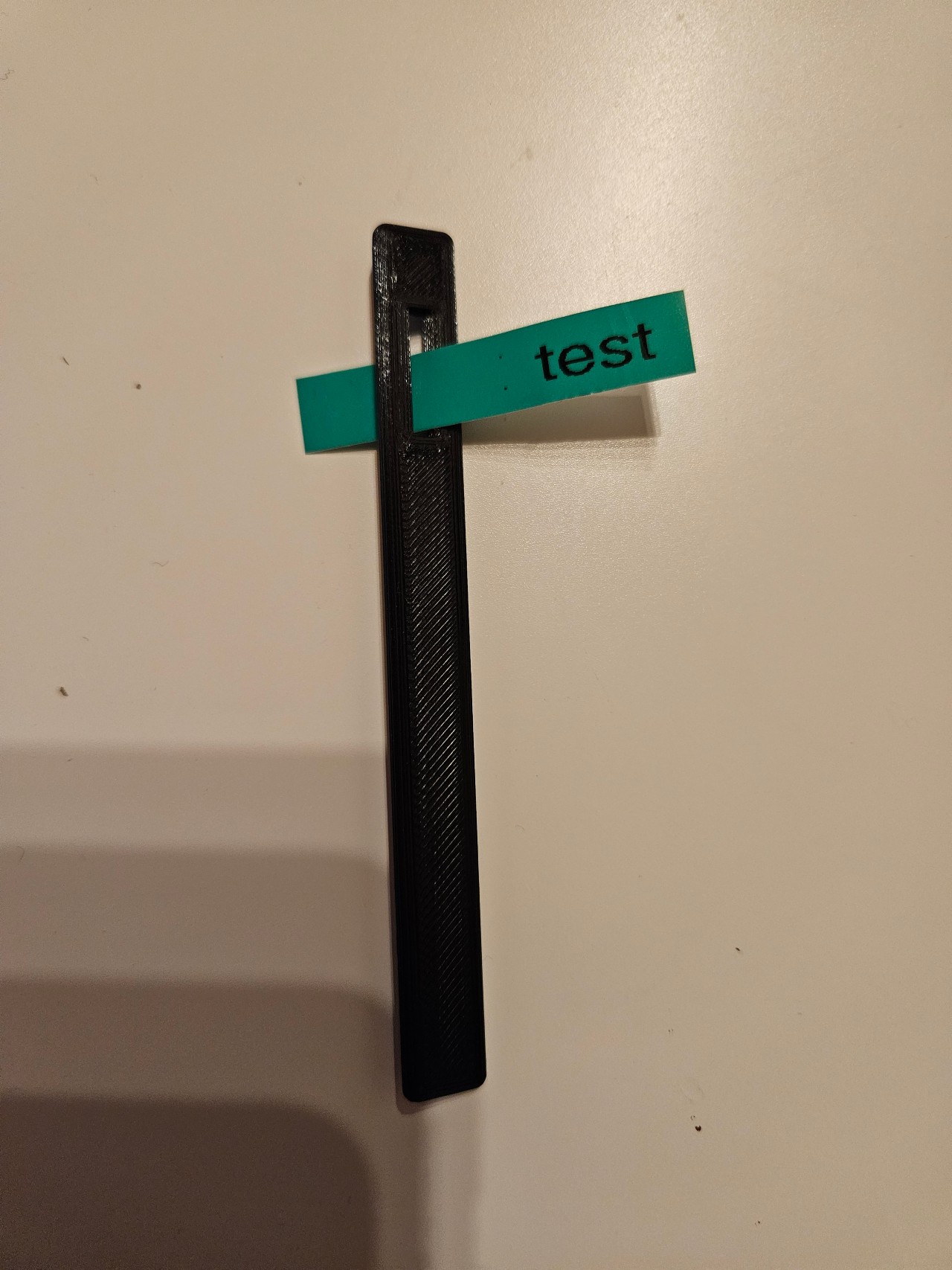 Label separator