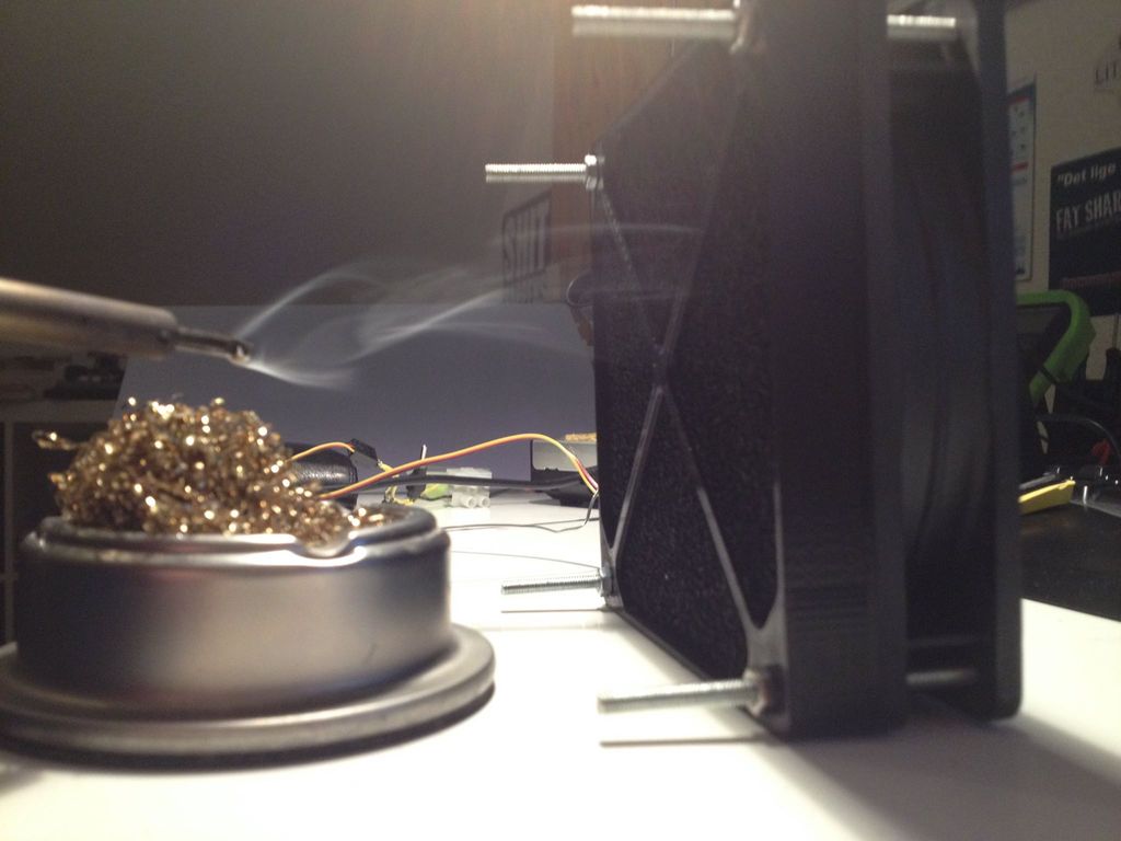 Fume extractor for 120mm fan