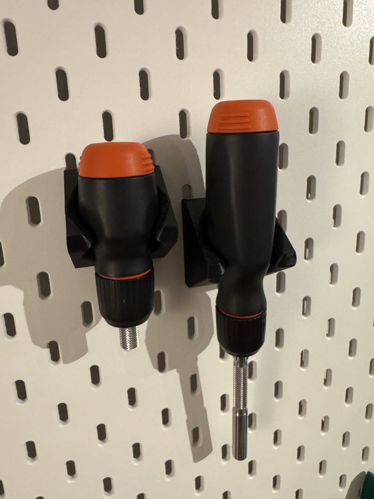 LTT Screwdriver holder SKADIS 3D model thumbnail