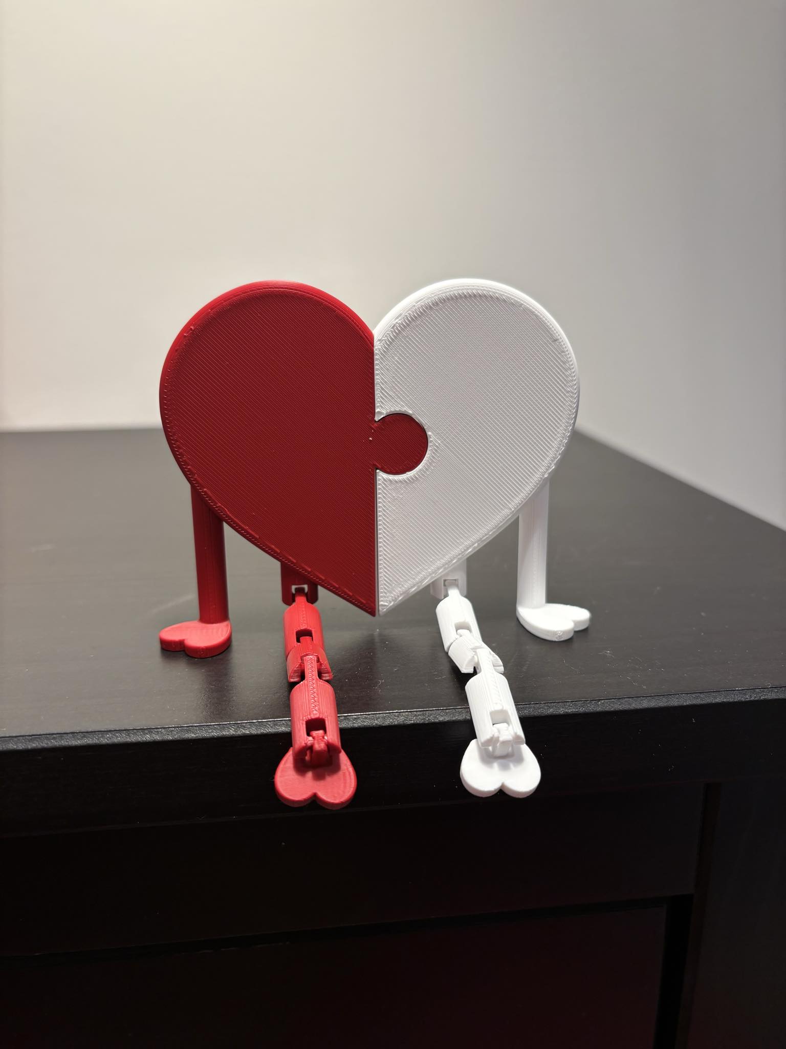 Valentine's day articulated leg puzzle heart