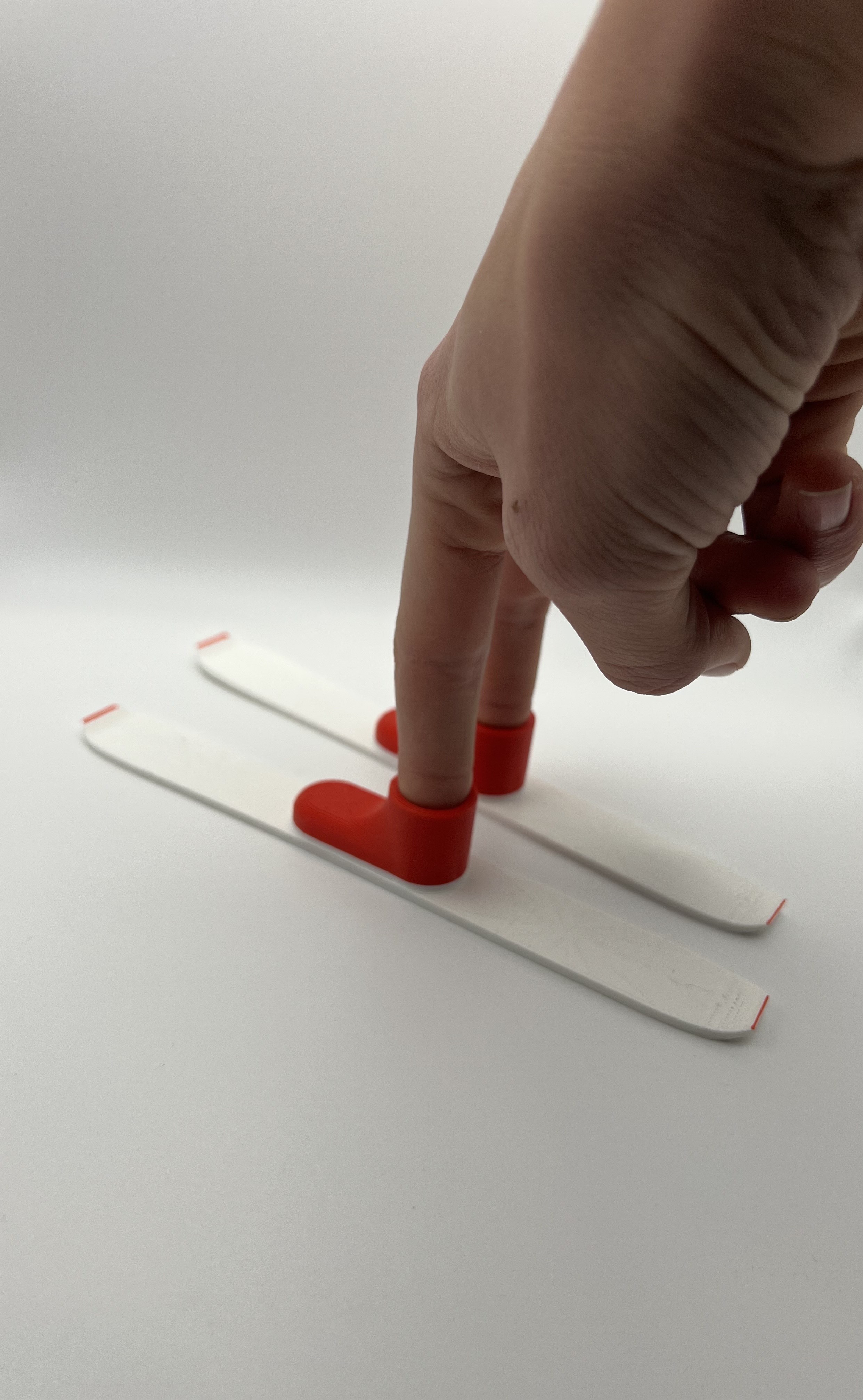 Finger Skis
