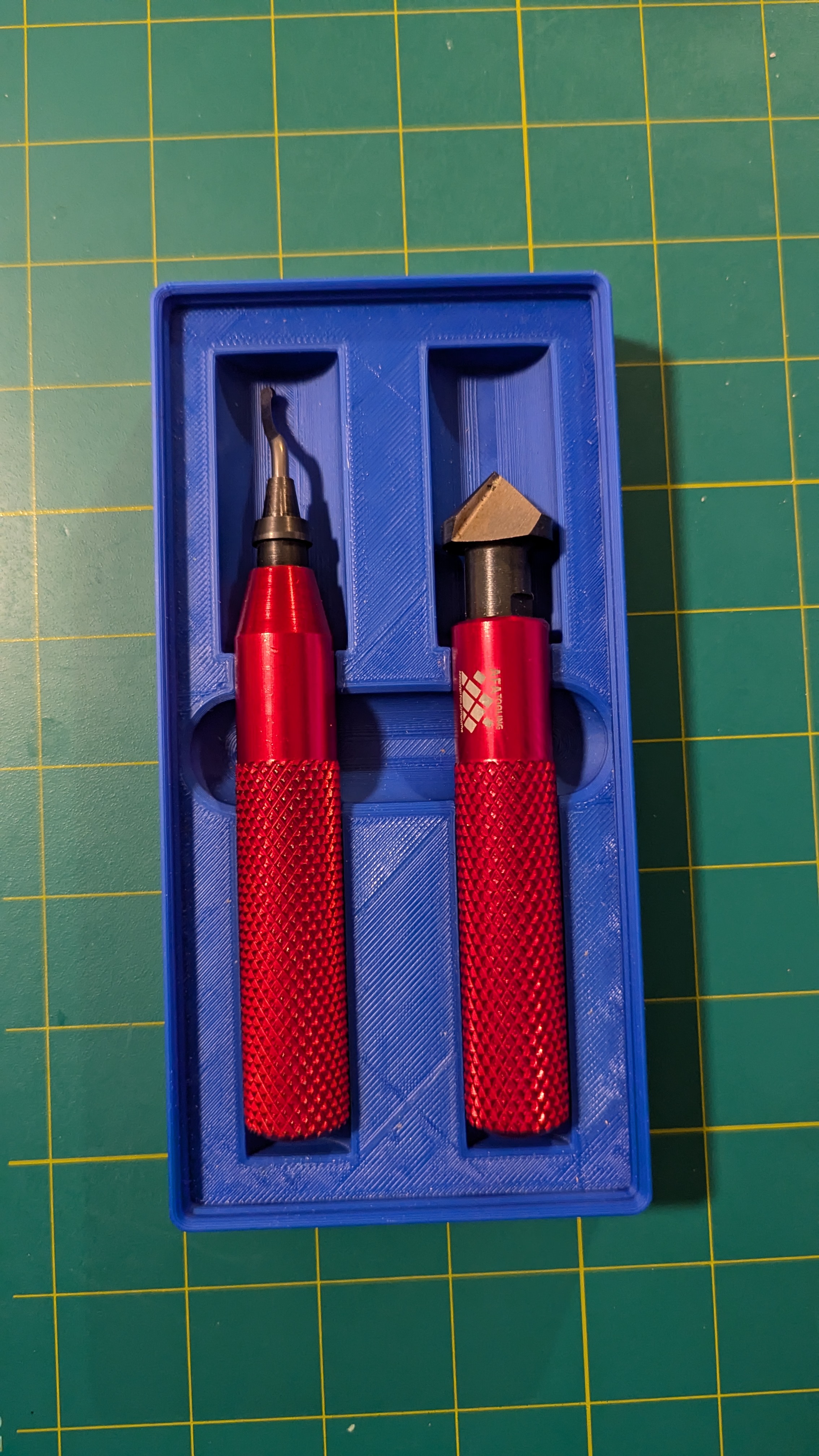 Gridfinity deburring tool holder