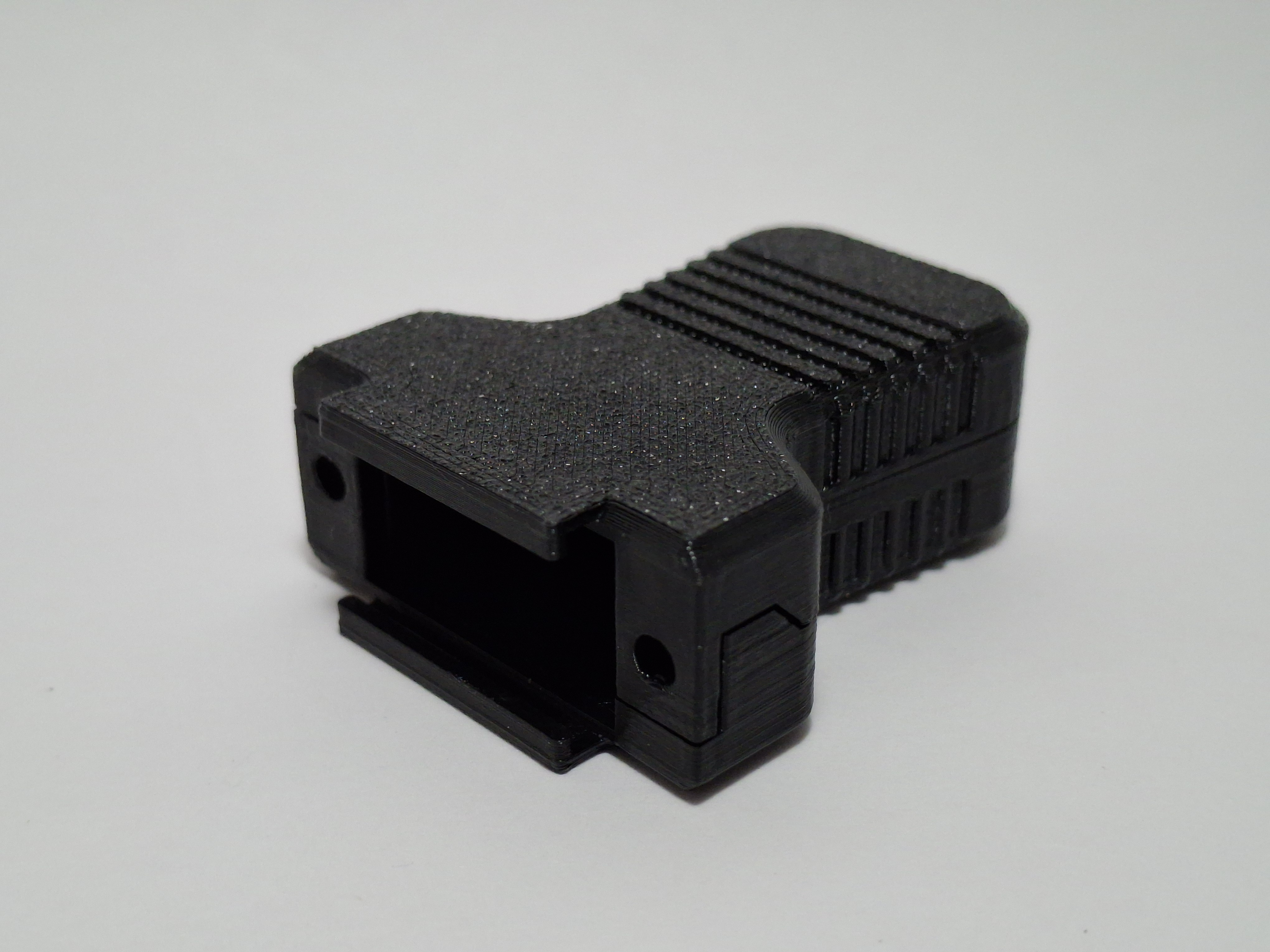 Remix - DE Shell Size dsubminiature Connector Housing