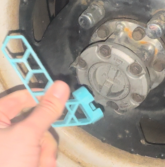 Suzuki Samurai aisin hub key with hex handle V2 3D model