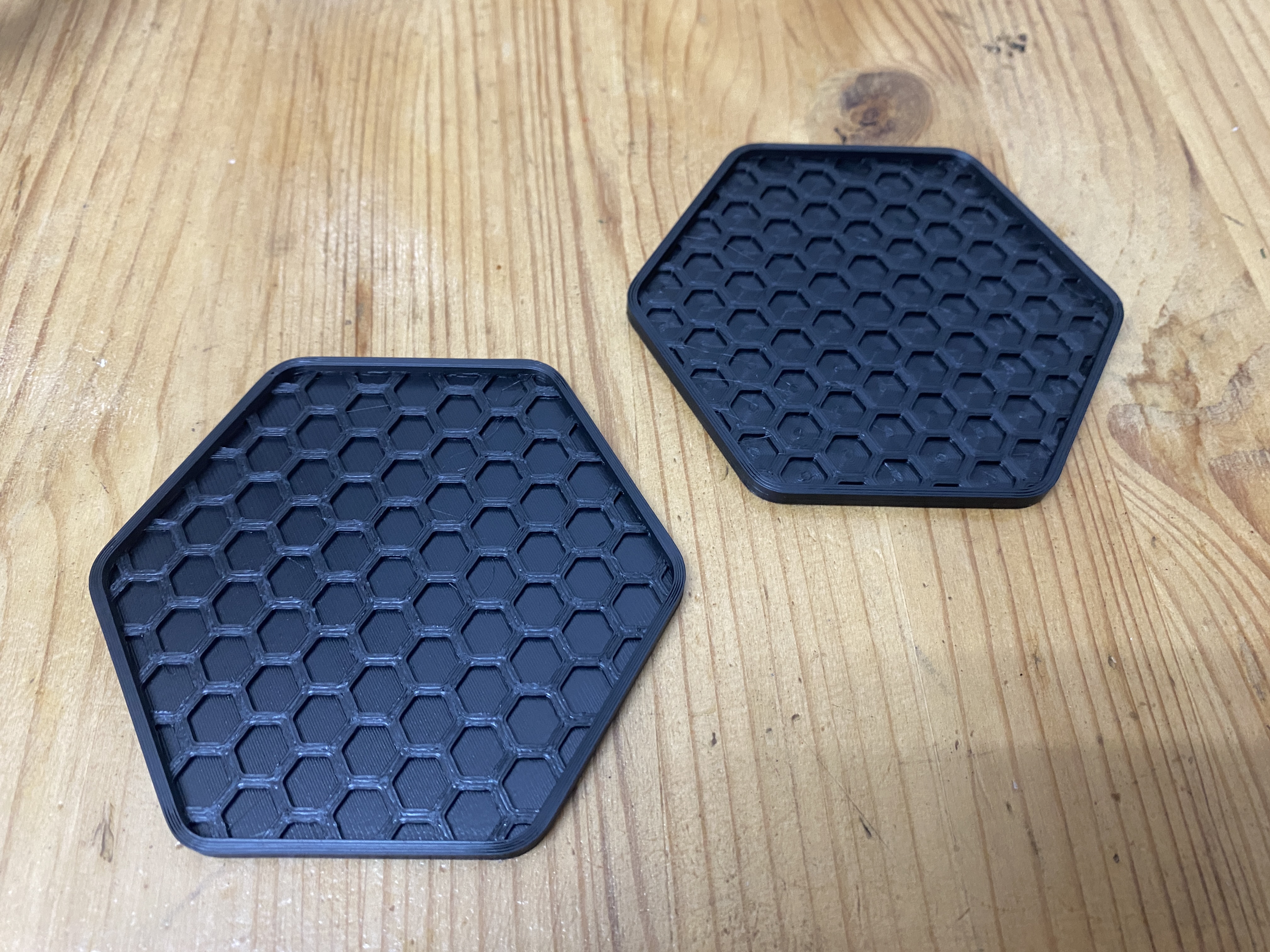 Miniatura 5 do modelo 3D Coaster Set (Hex Shape)
