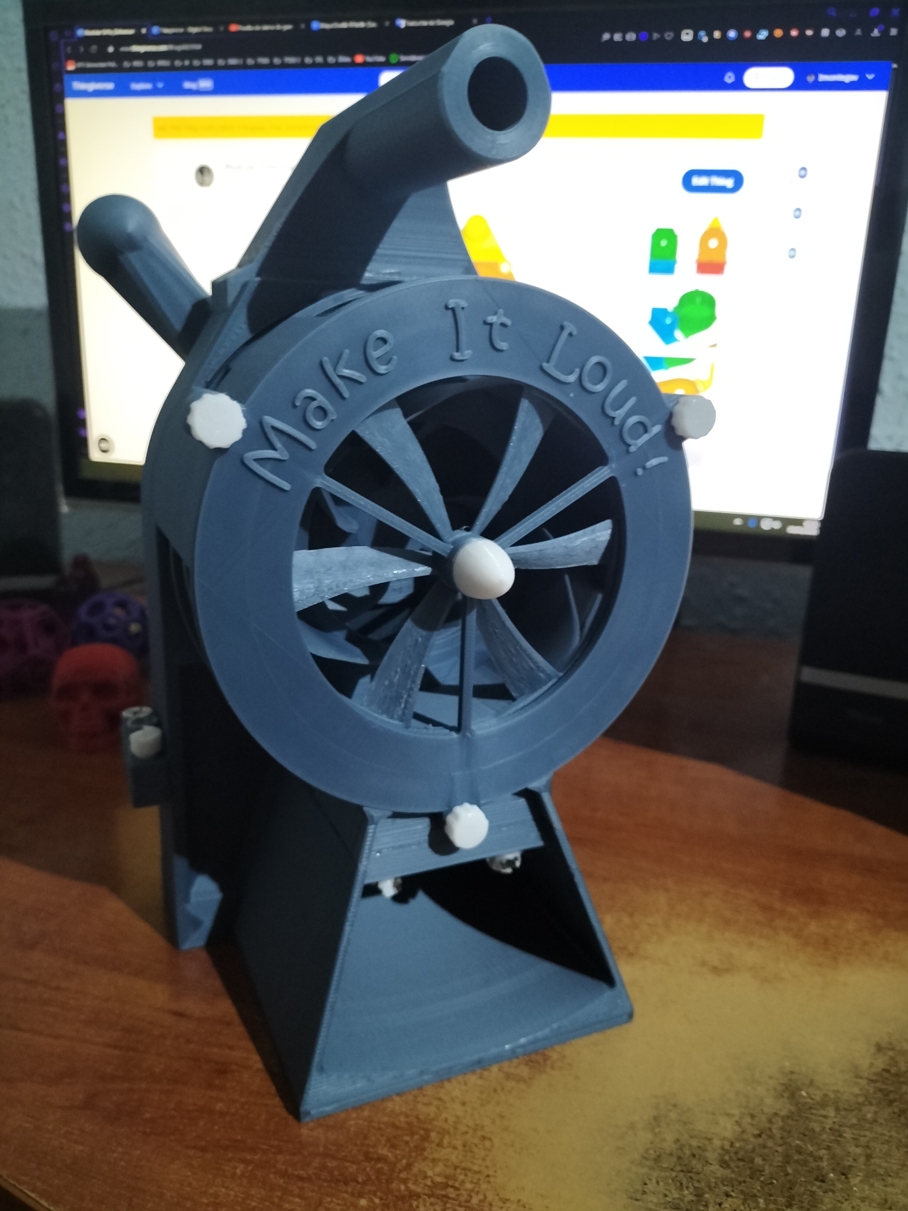 Modular SrHa_Gehaeuse for Air Raid Siren - hand crank version, for Small 3D-printers