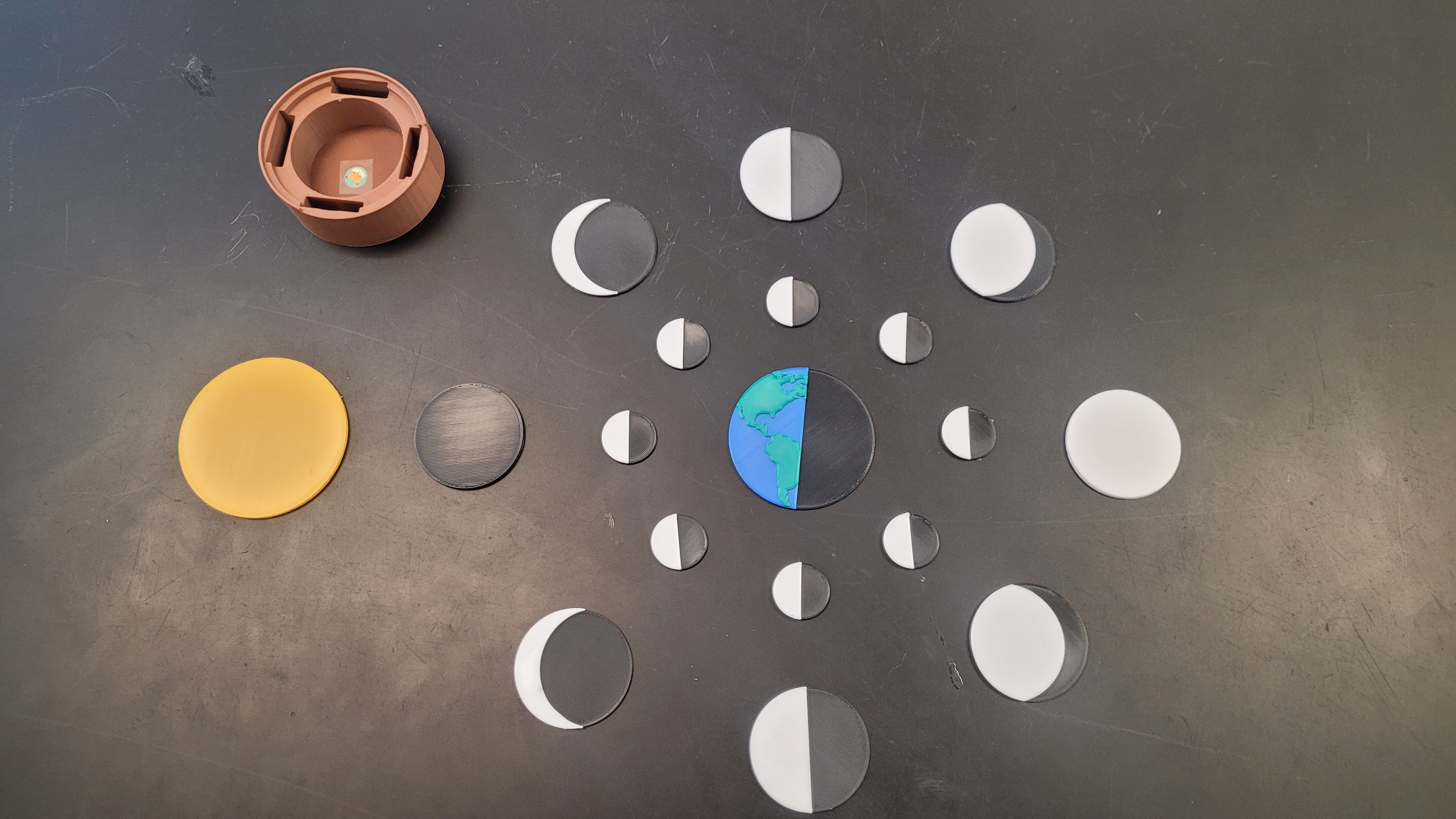 Earth-Moon-Sun Moon Phase Model w/case