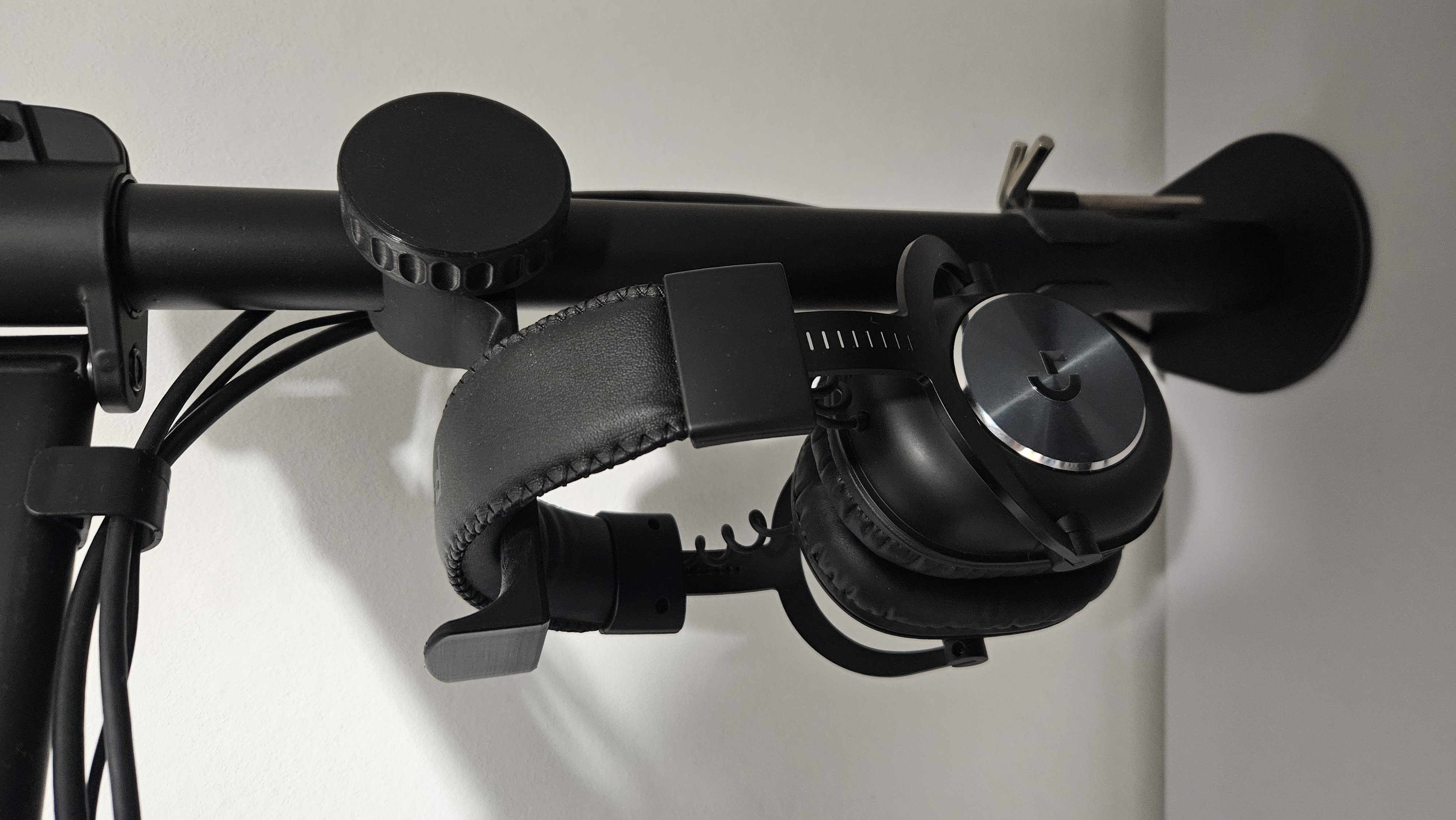 Headset Halter für an eine Monitor Halterung