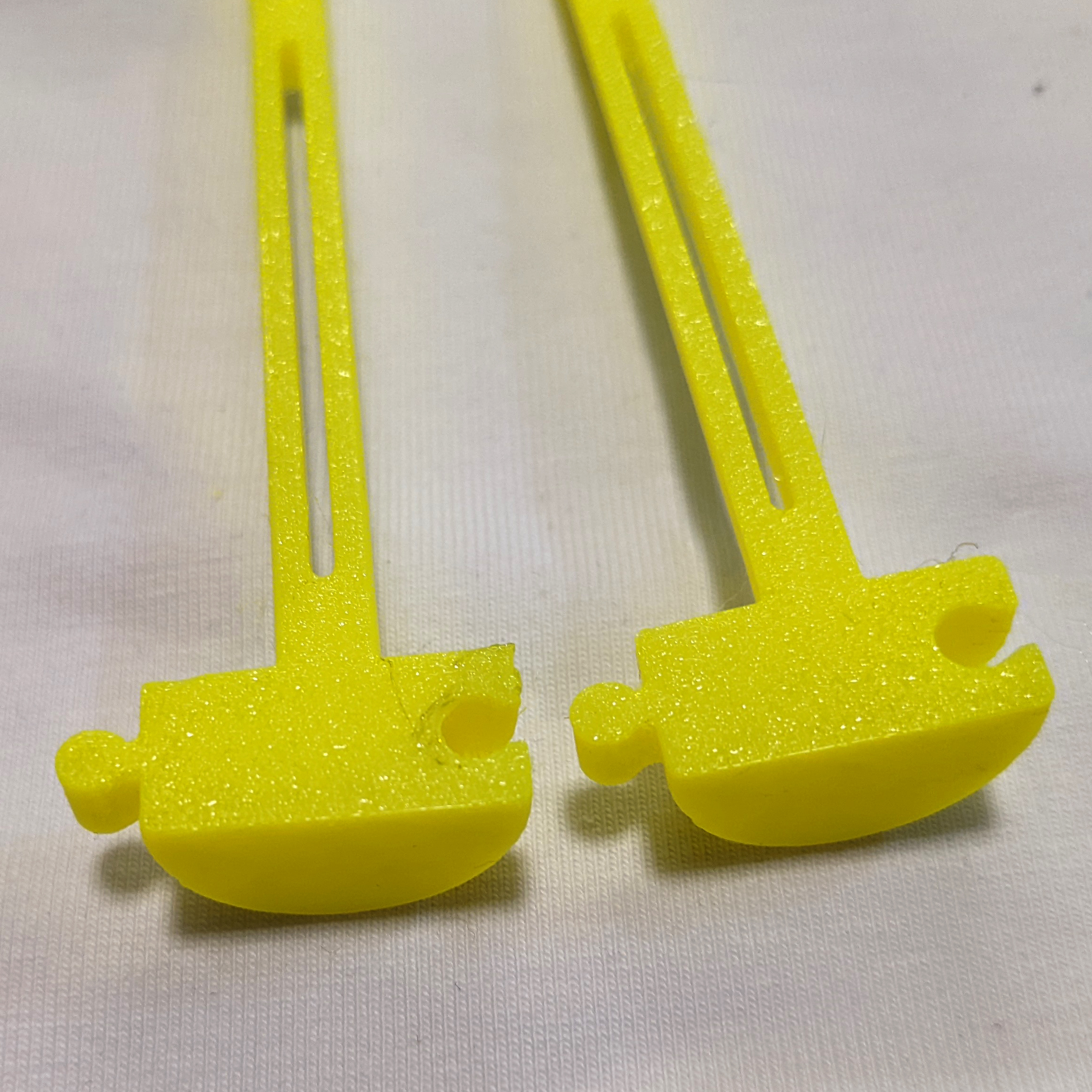 Thread Spool Holder and Blocker — thumbnail 2