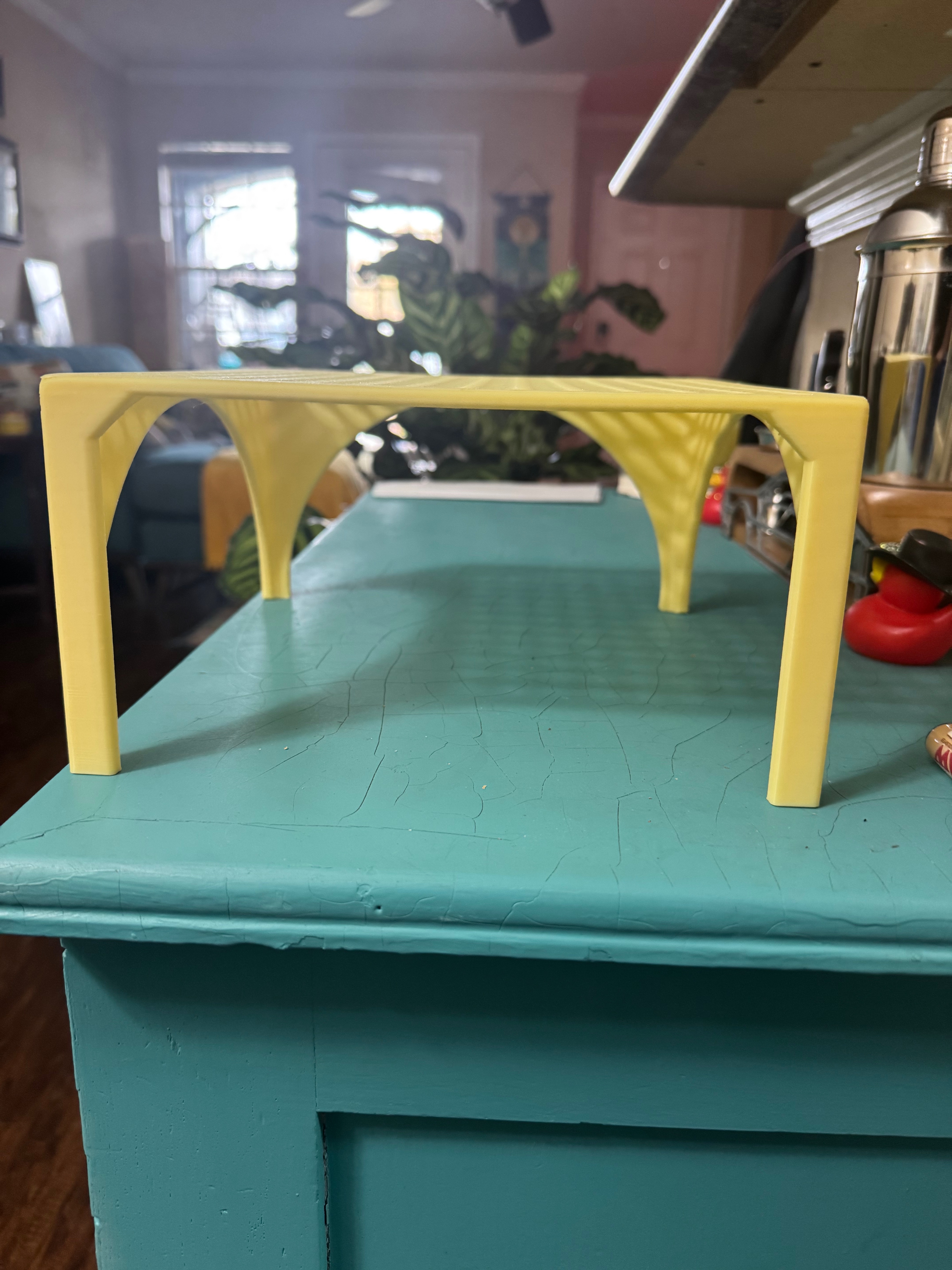 Yüksek Kupa Rafı (Sadece Plastik Aparattır!!!) Yüksek Kupa Rafı (Sadece Plastik Aparattır!!!)