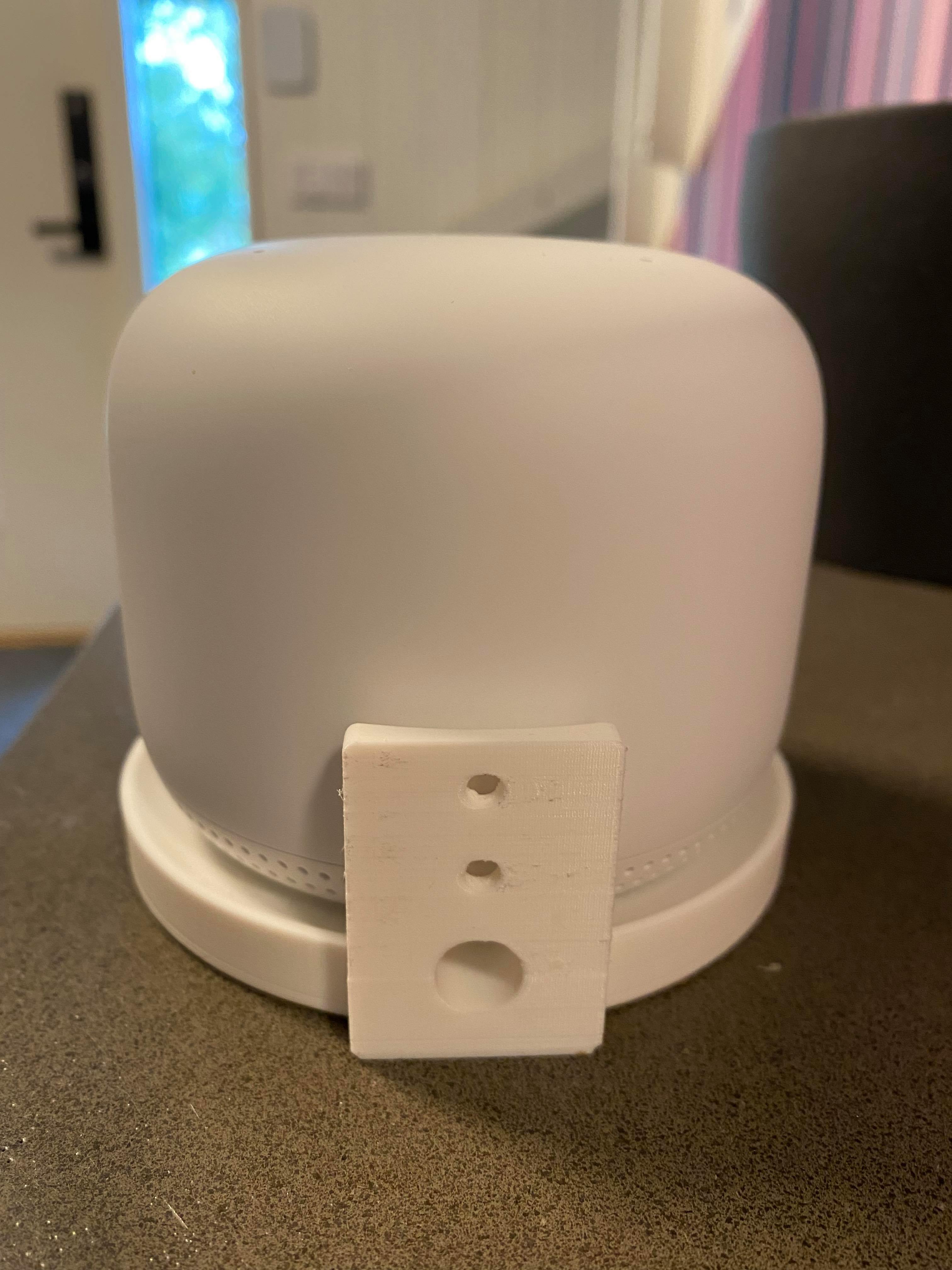 Google Nest Wifi router wall mount by Jesper B | Download free STL ...