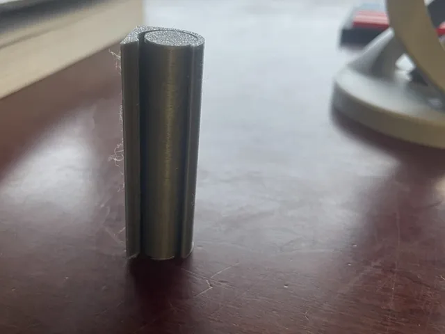 Curtin to wall clip